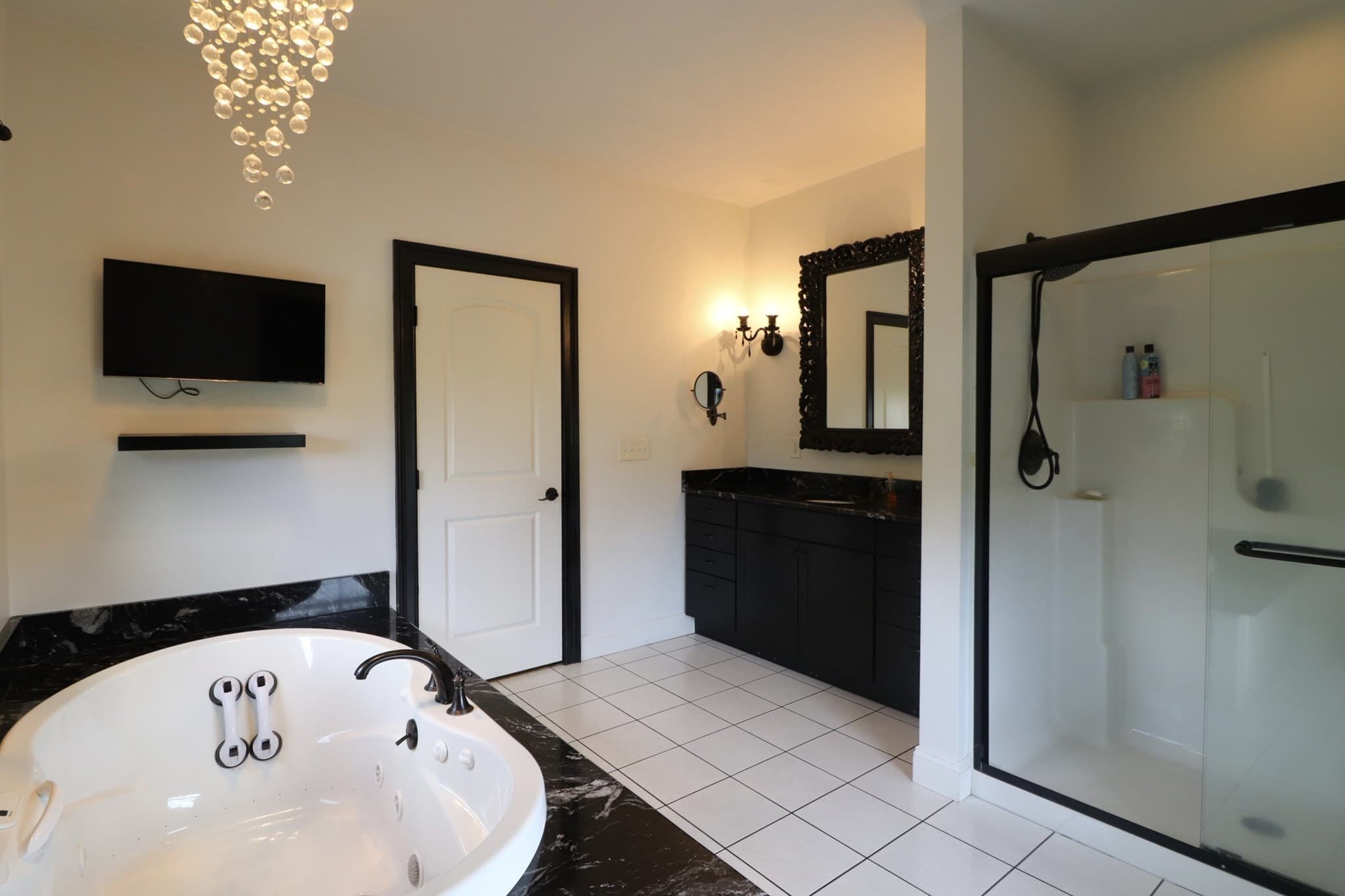 Single Family Residence at 20 Meadowbrook Ln, Westport MA 02790, Westport, photo 32 of 42
