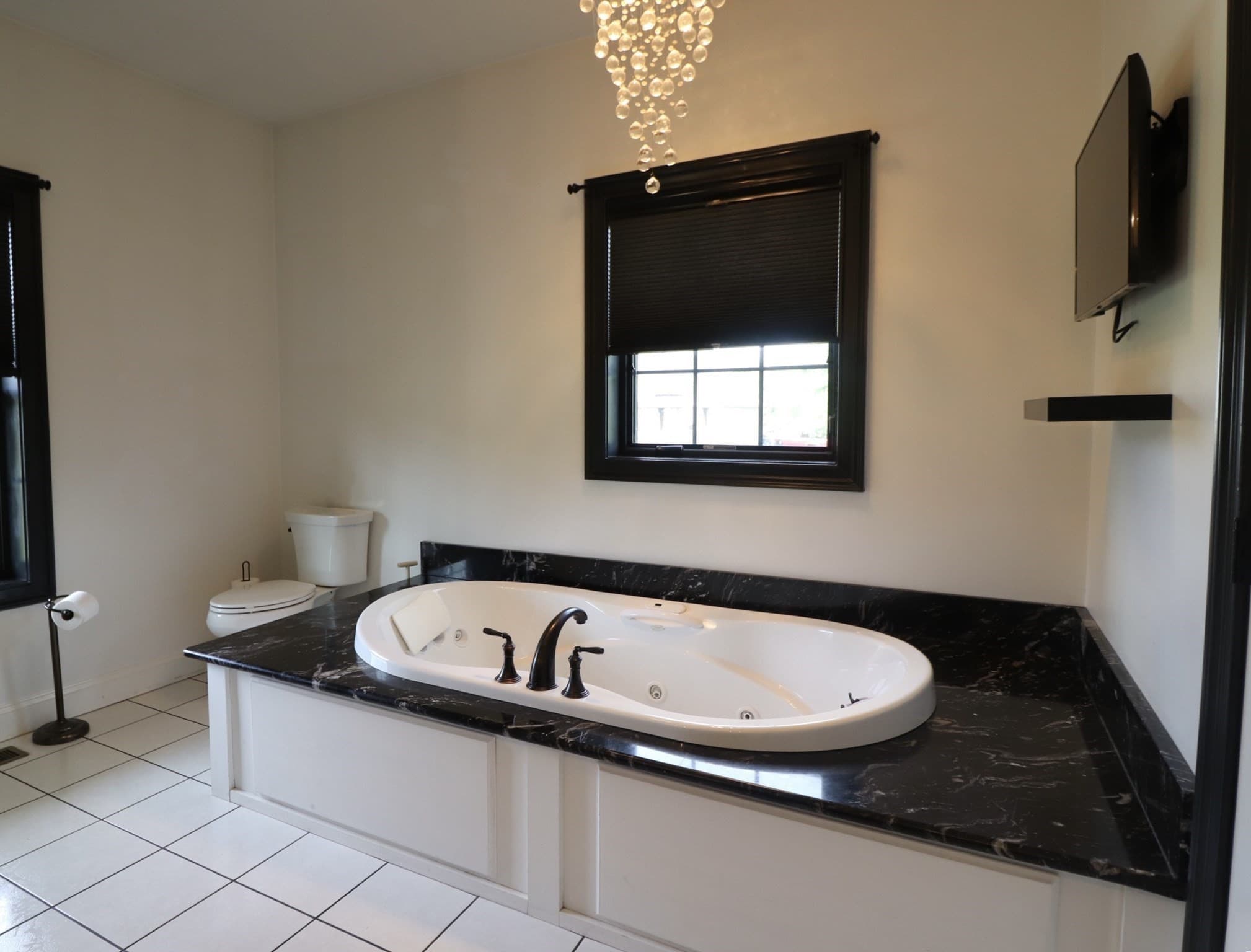 Single Family Residence at 20 Meadowbrook Ln, Westport MA 02790, Westport, photo 30 of 42