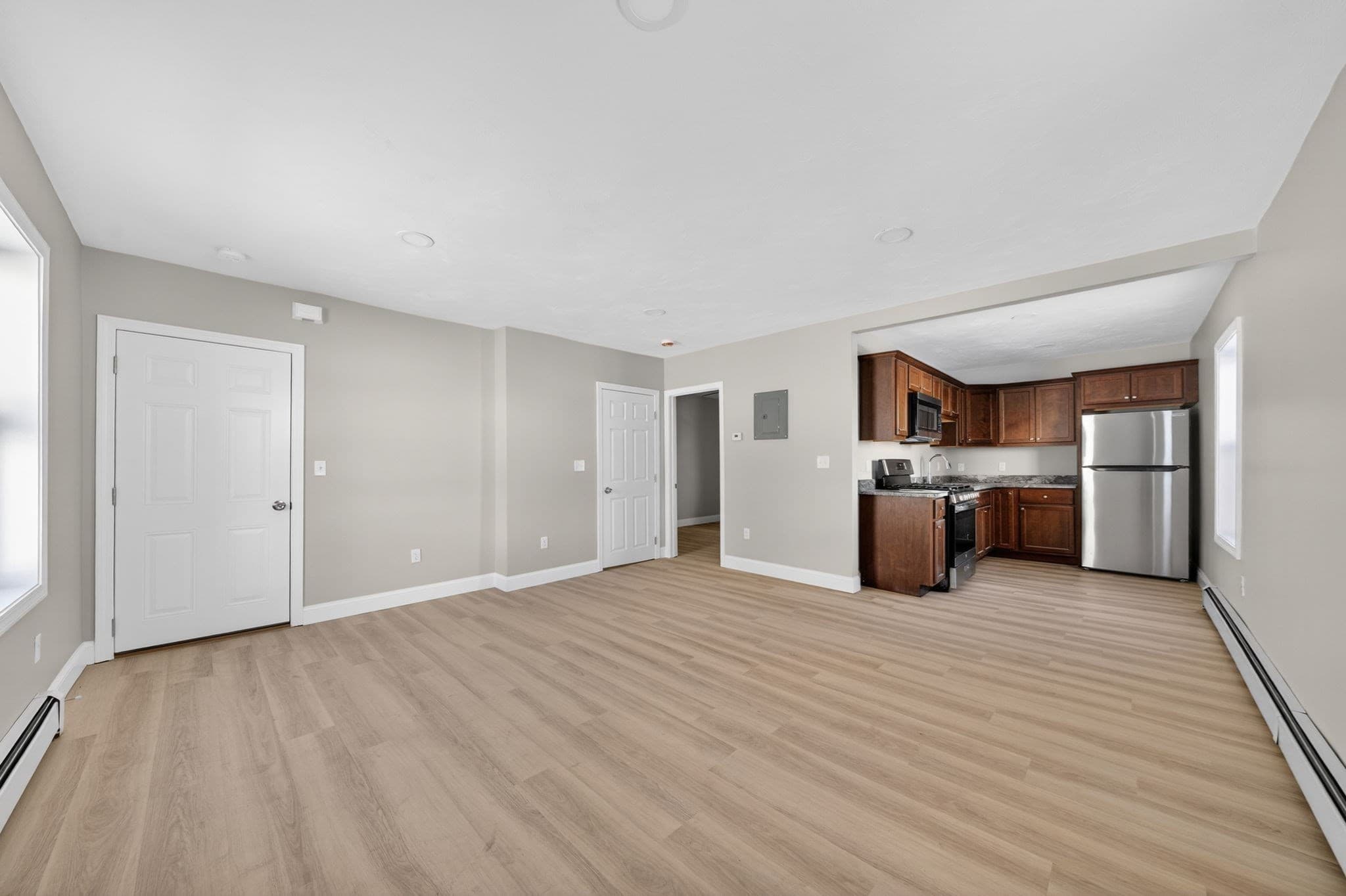 4 Family at 169 Grant St, Fall River MA 02721, Fall River, photo 15 of 42