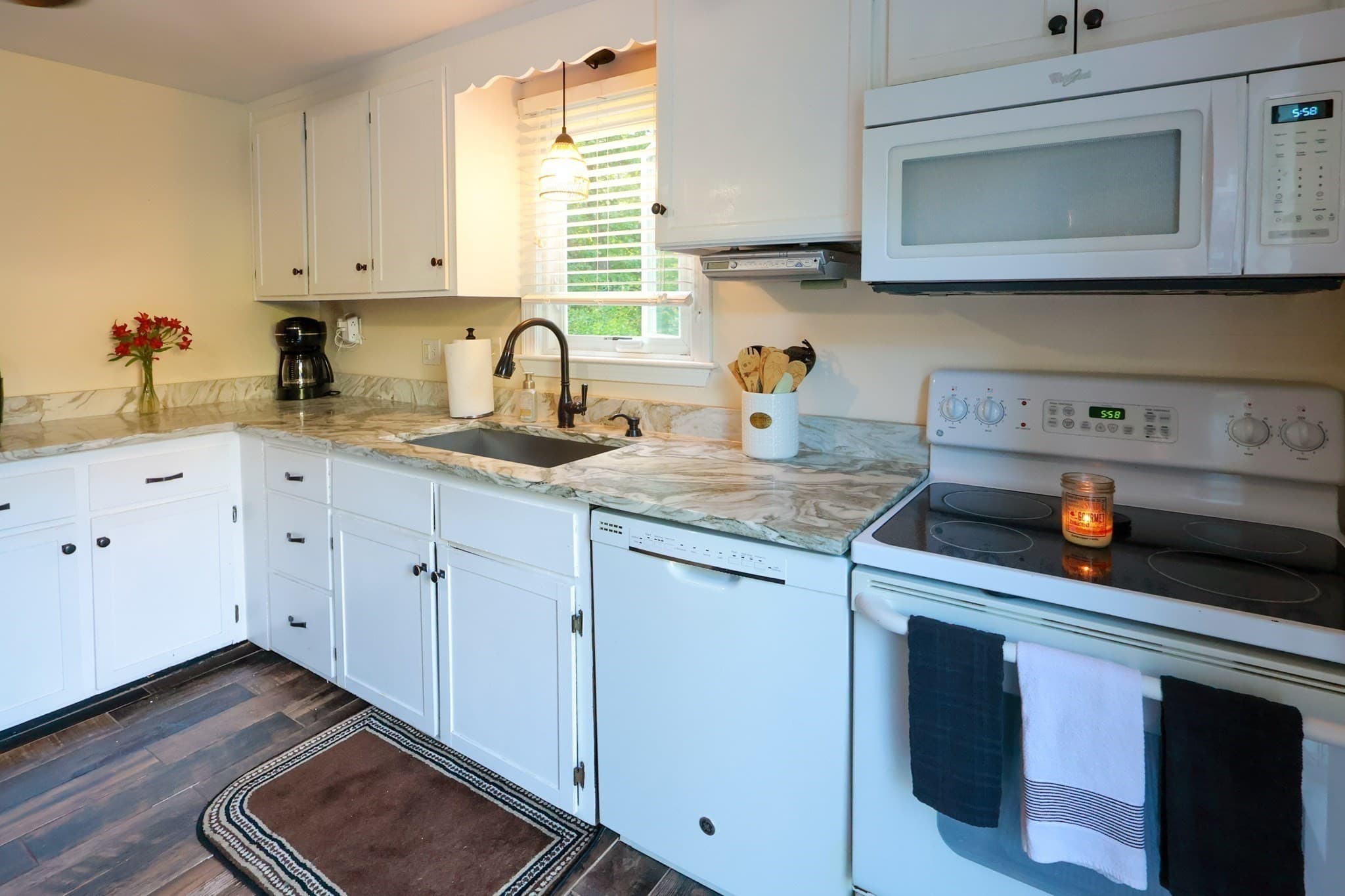 Single Family Residence at 98 Van Kleeck Rd, Millis MA 02054, Millis, photo 3 of 31