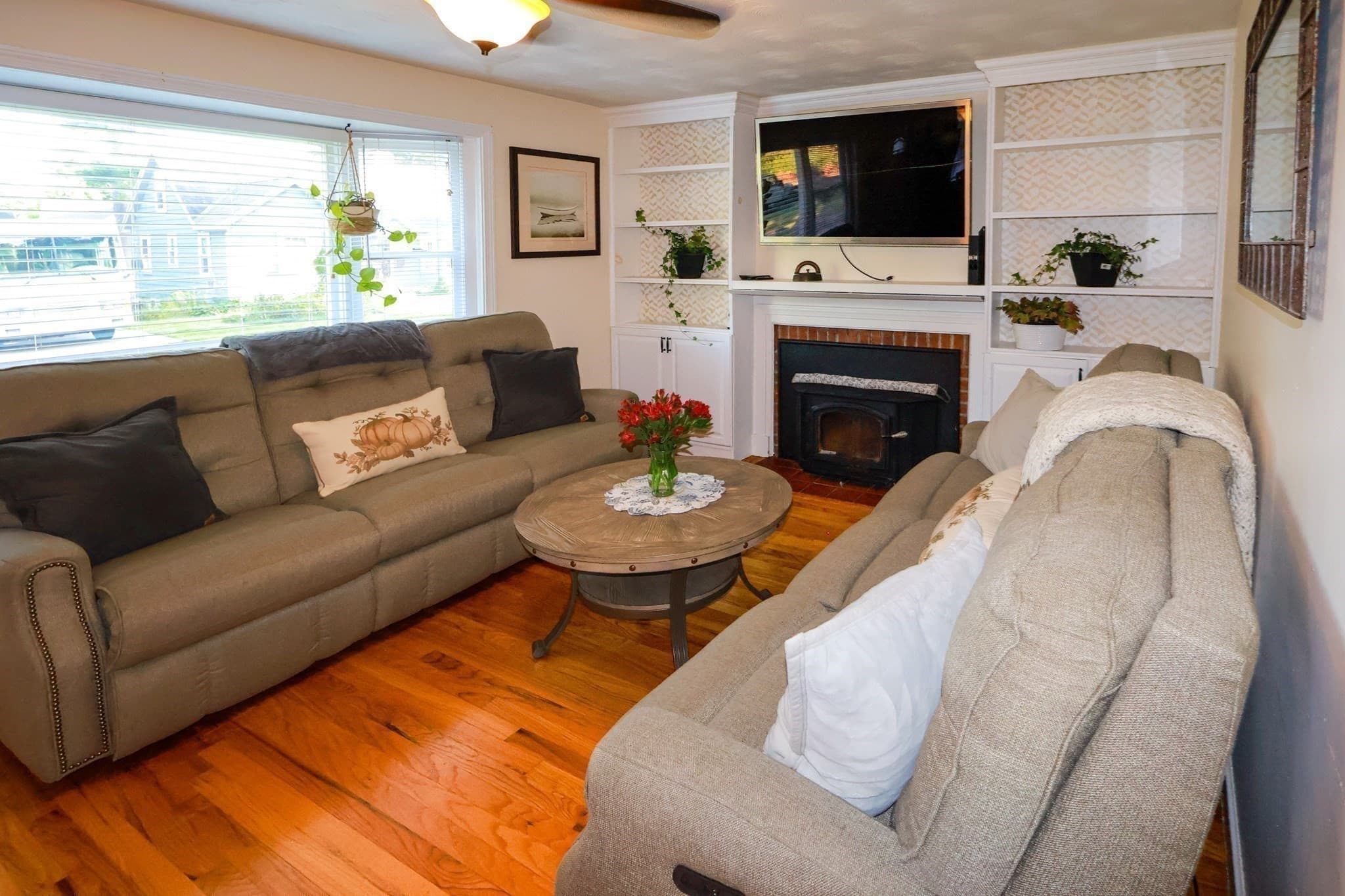 Single Family Residence at 98 Van Kleeck Rd, Millis MA 02054, Millis, photo 8 of 31