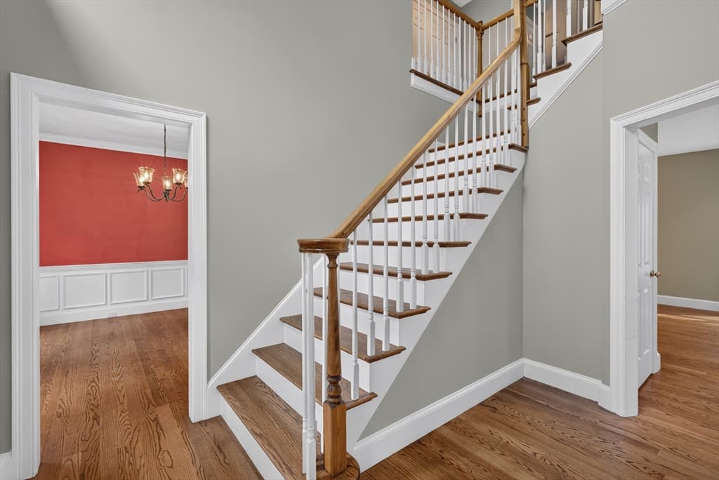 Single Family Residence at 142 Holman St, Shrewsbury MA 01545, Shrewsbury, photo 6 of 42