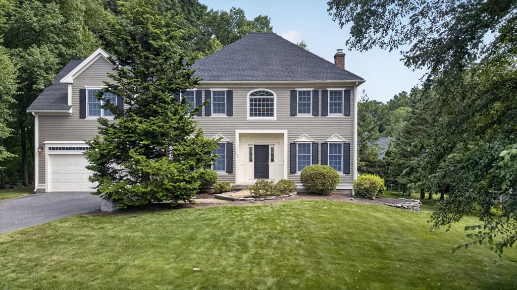 142 Holman St, Shrewsbury MA 01545