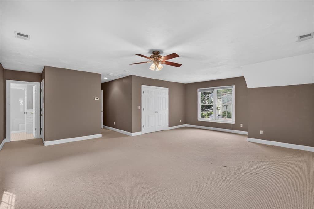 Single Family Residence at 142 Holman St, Shrewsbury MA 01545, Shrewsbury, photo 24 of 42