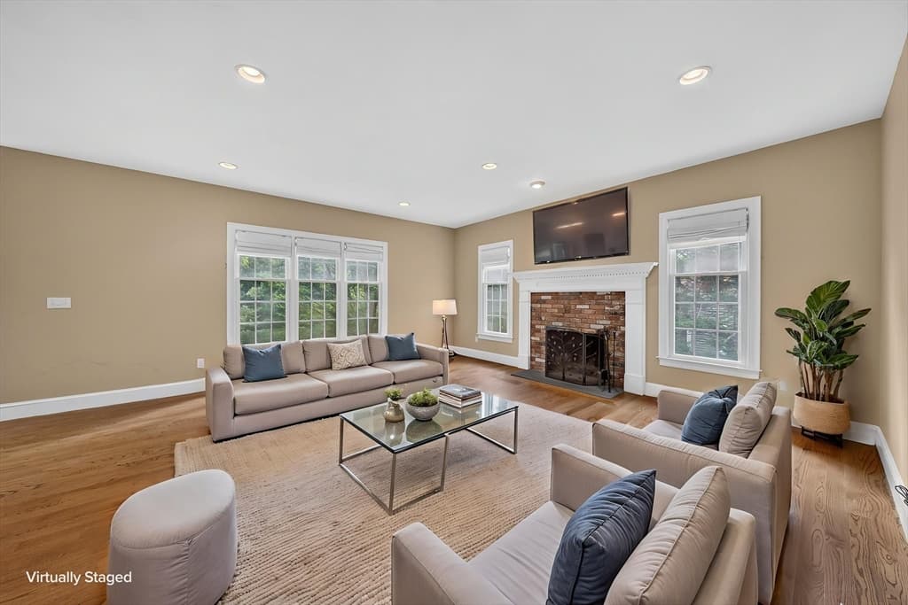 Single Family Residence at 142 Holman St, Shrewsbury MA 01545, Shrewsbury, photo 18 of 42