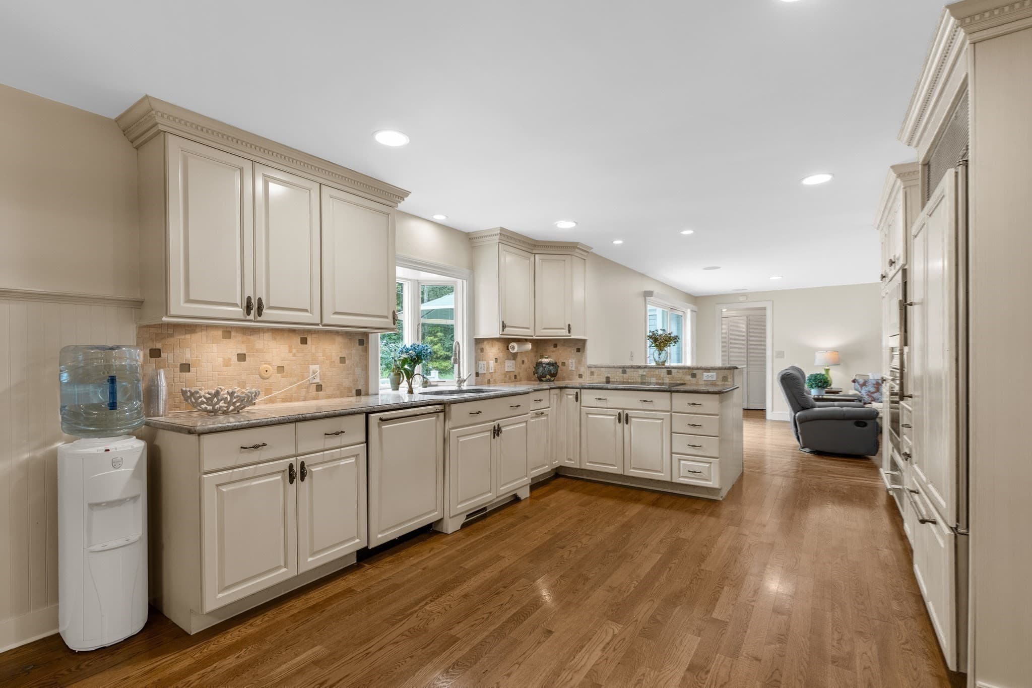 Single Family Residence at 18 Indian Cove Rd, Marion MA 02738, Marion, photo 13 of 42