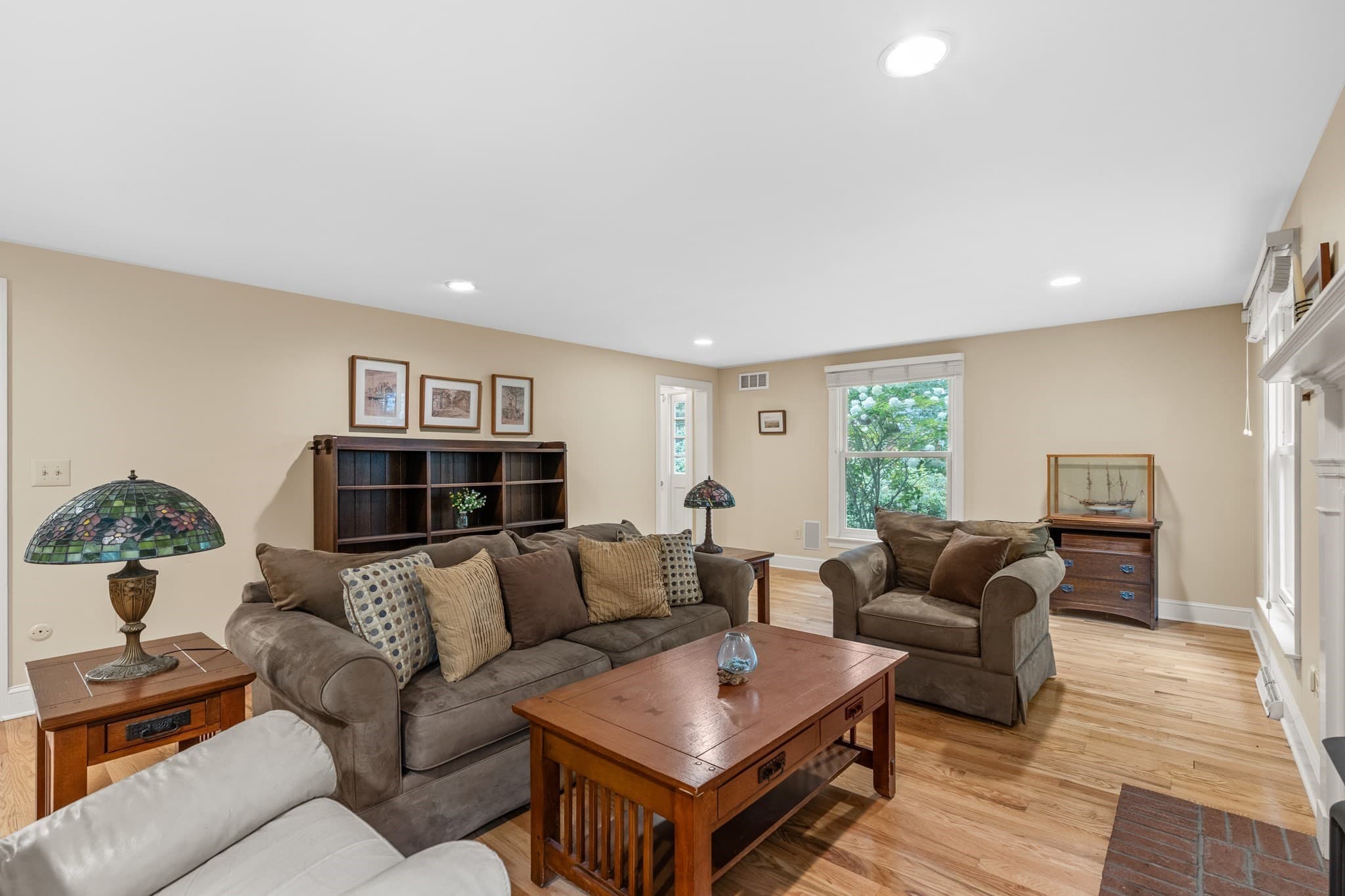 Single Family Residence at 18 Indian Cove Rd, Marion MA 02738, Marion, photo 19 of 42