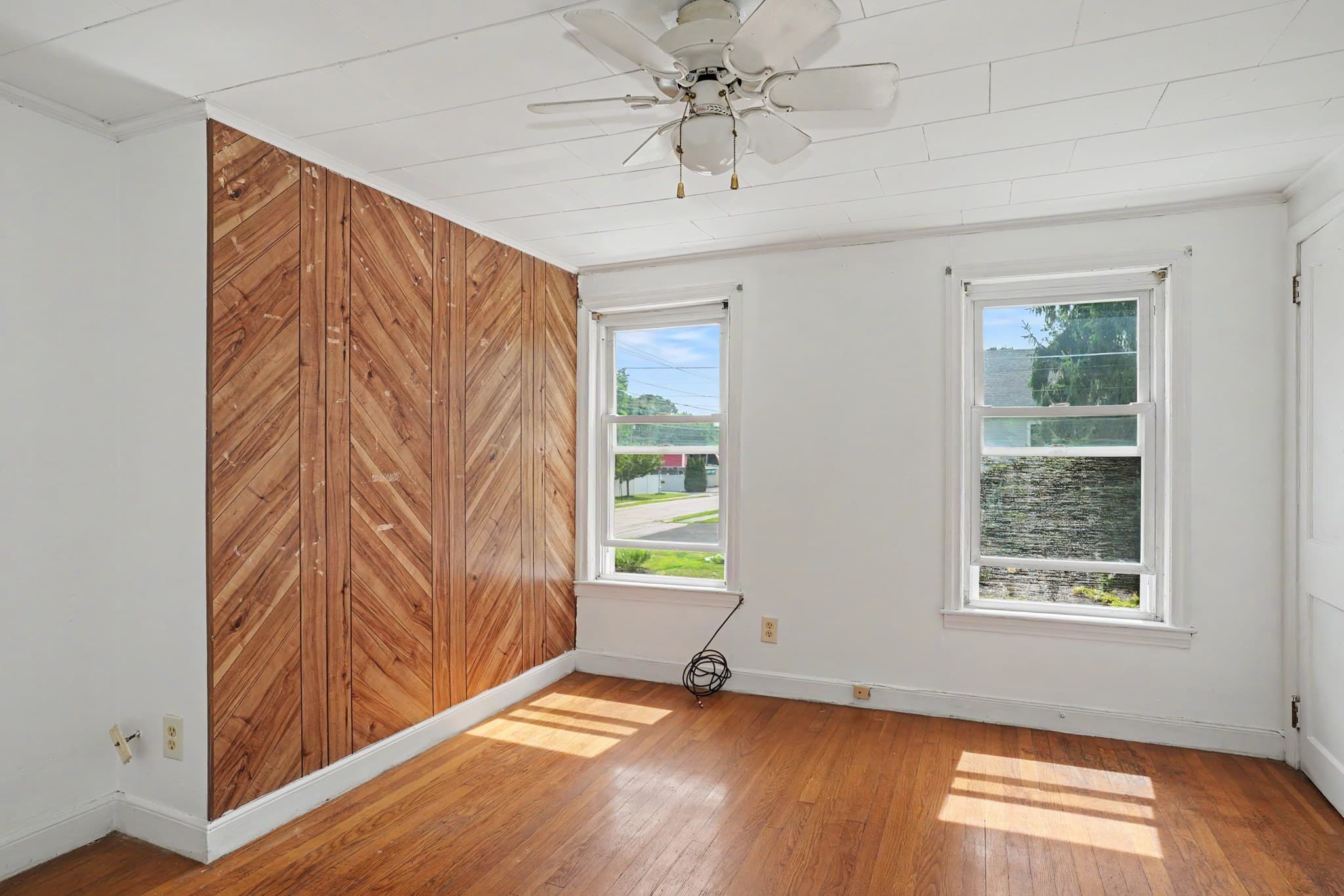 2 Family - 2 Units Up/Down at 25 E Main St, Northborough MA 01532, photo 17 of 17