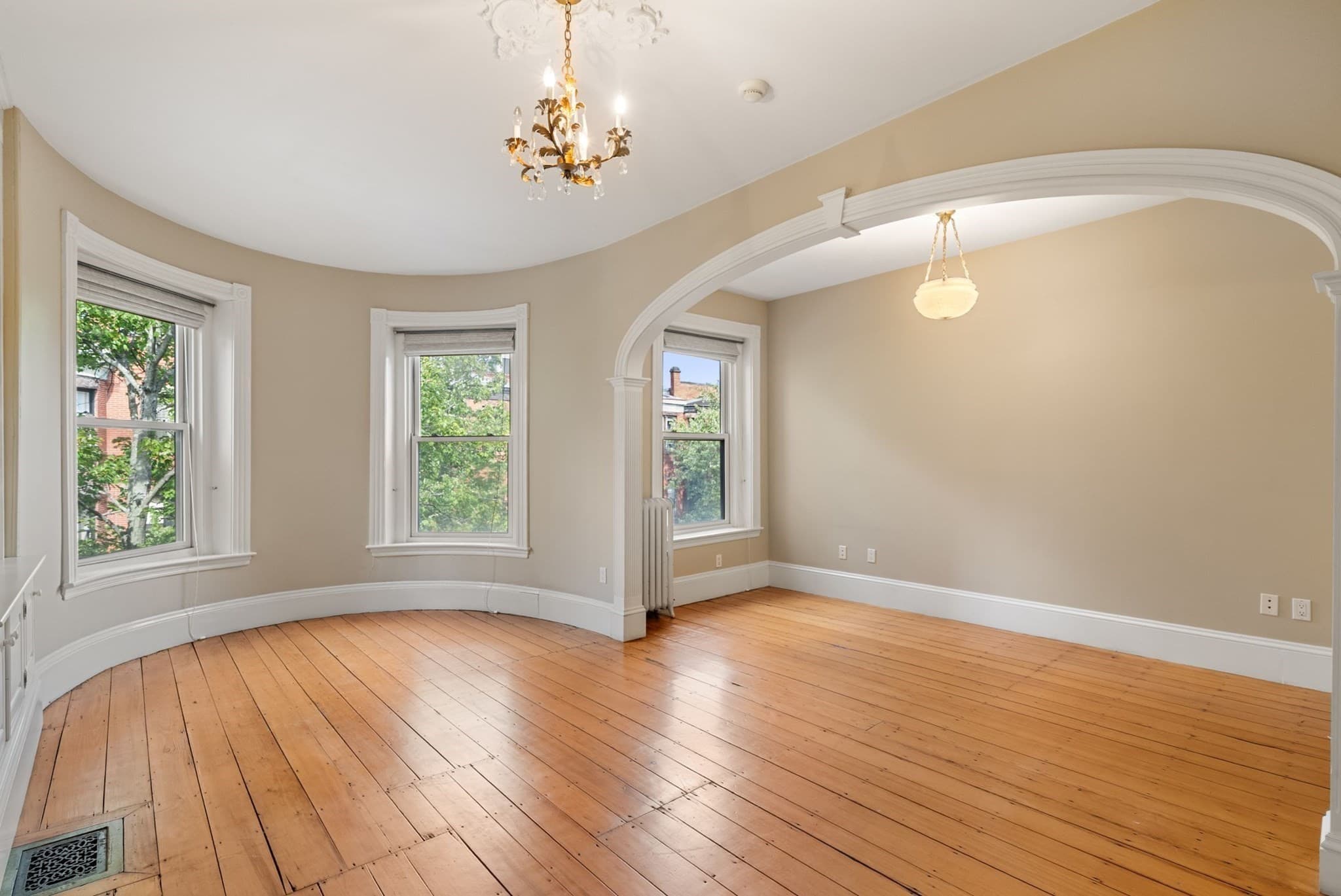 Single Family Residence at 23 Cumberland St, Boston MA 02115, photo 19 of 40