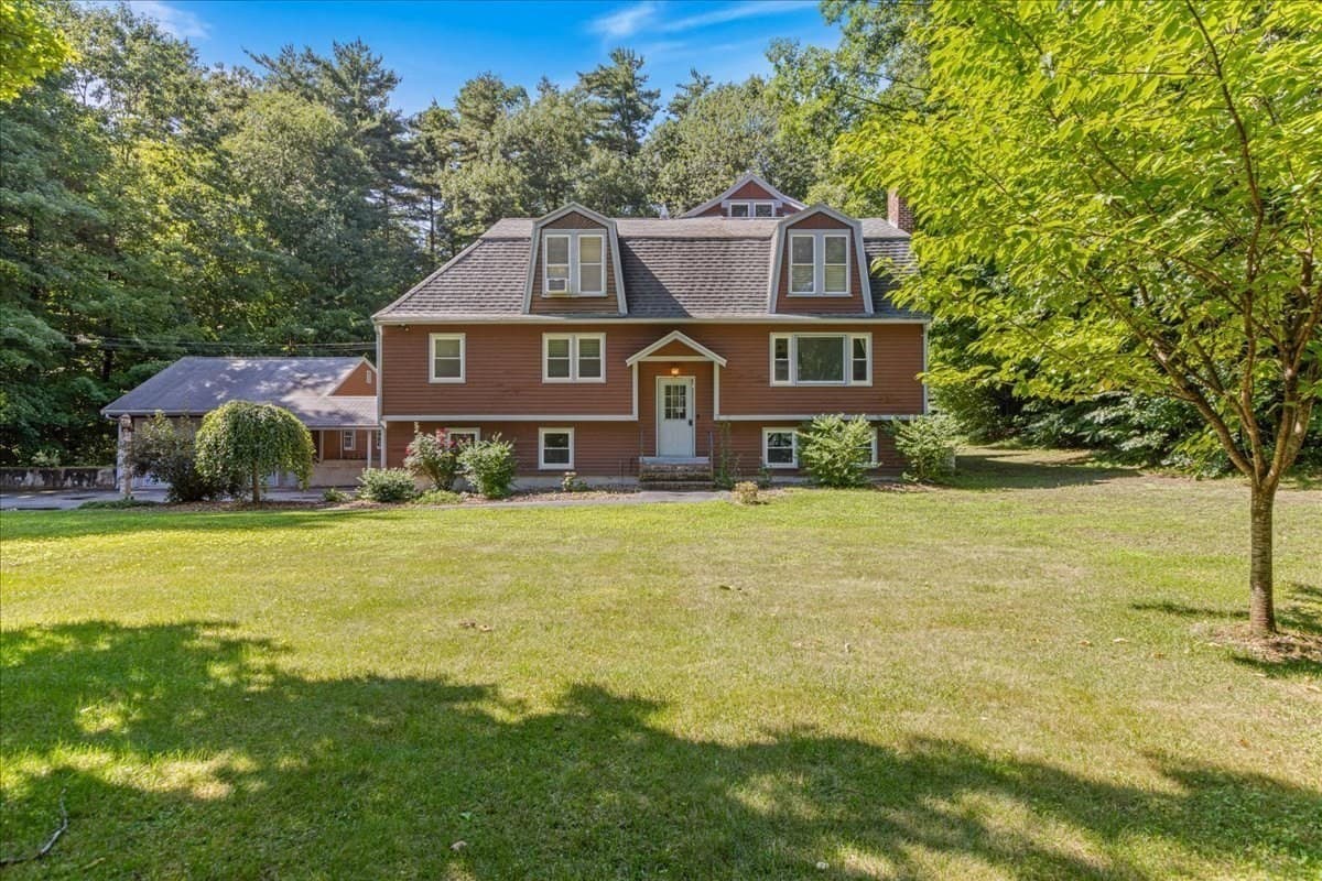 Single Family Residence at 5 Line Brook Rd, Atkinson NH 03811, Atkinson, photo 2 of 42