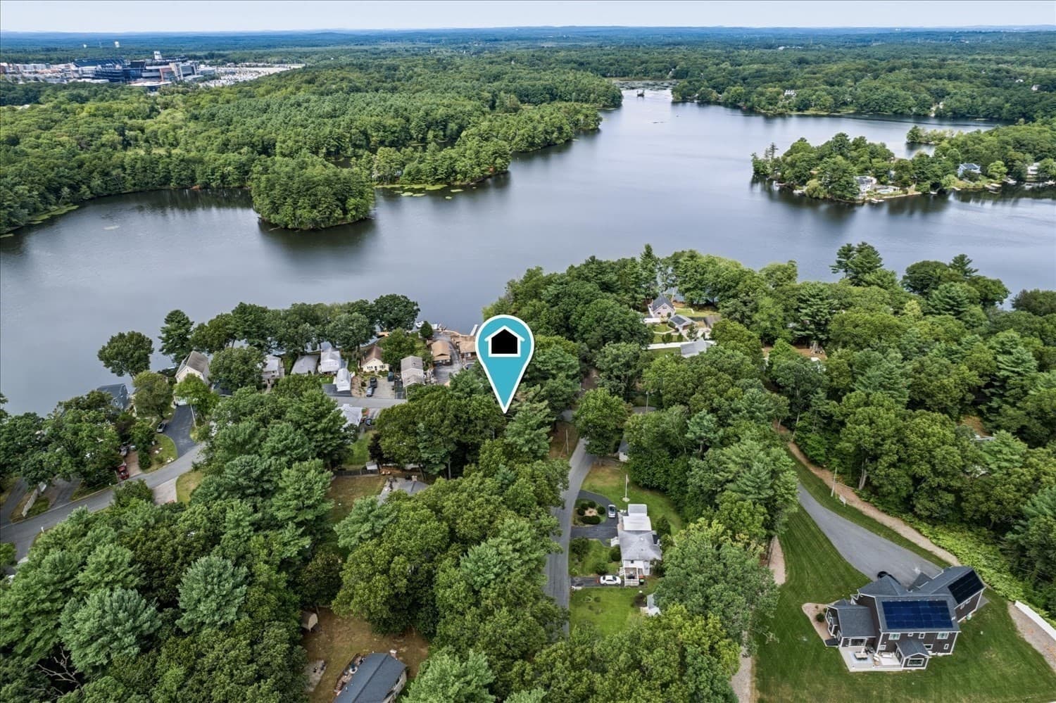 65 Neponset Heights Ave, Foxboro MA 02035