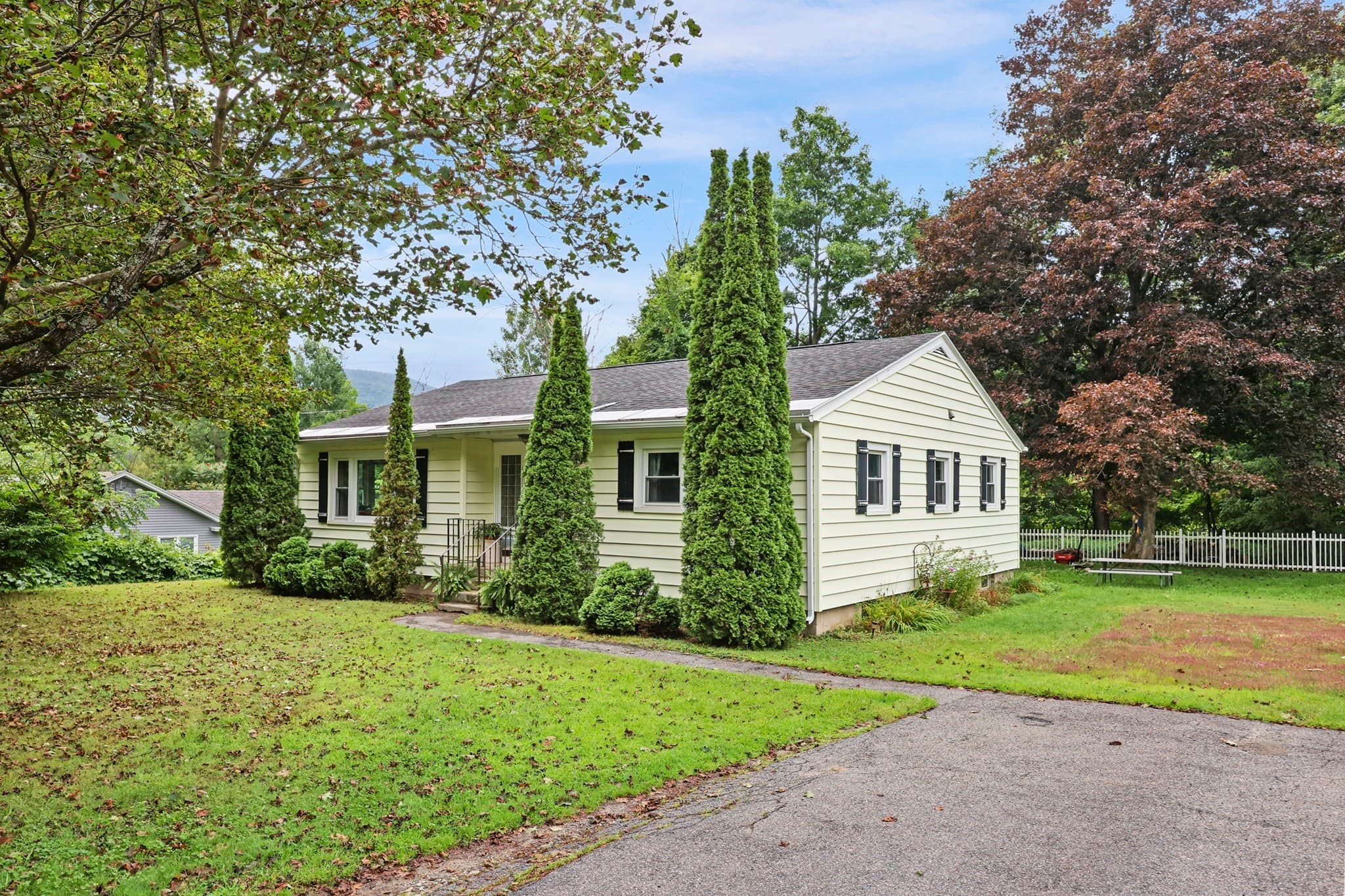 Single Family Residence at 31 Daniels Ter, Cheshire MA 01225, photo 3 of 35