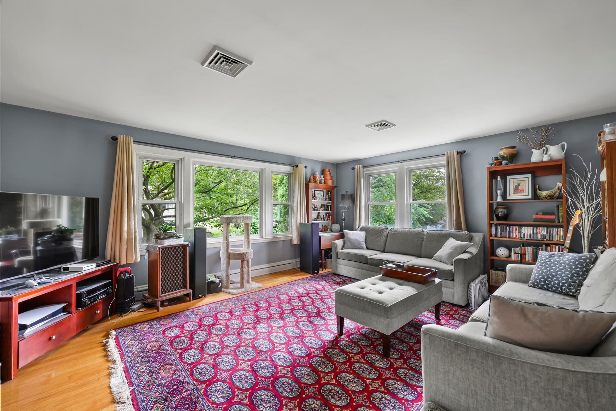 Single Family Residence at 31 Daniels Ter, Cheshire MA 01225, photo 10 of 35