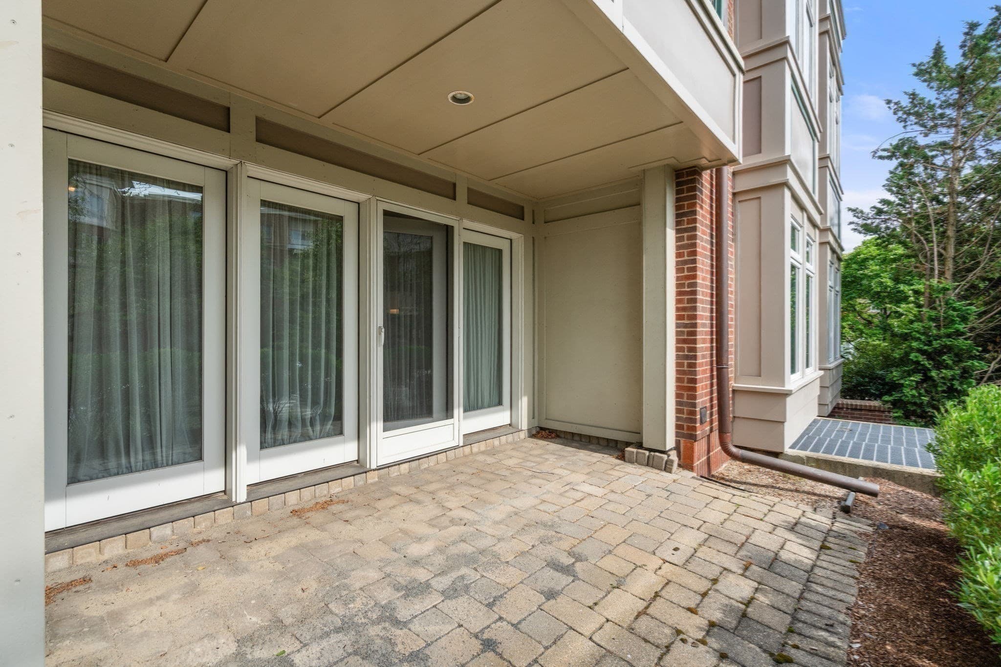 Condominium at 630 Hammond St # 104, Brookline MA 02467, Brookline, photo 11 of 18