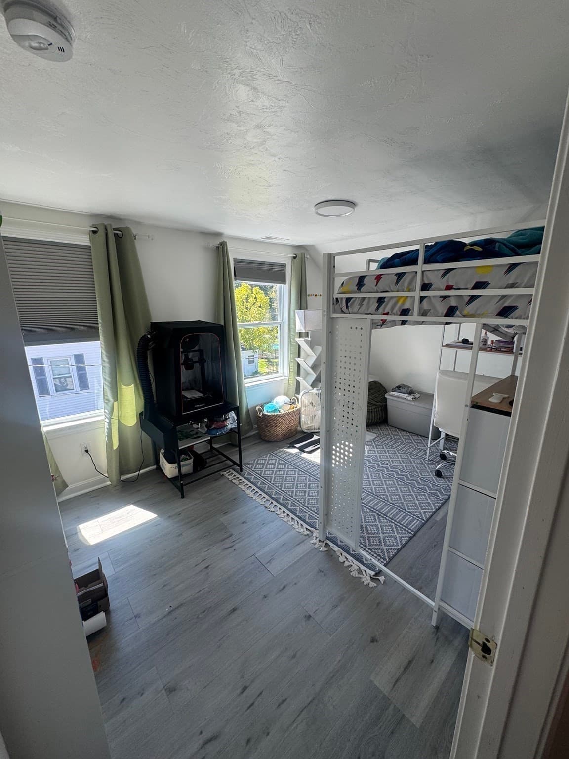 Single Family Residence at 328 Mechanic St, Marlborough MA 01752, Marlborough, photo 29 of 34