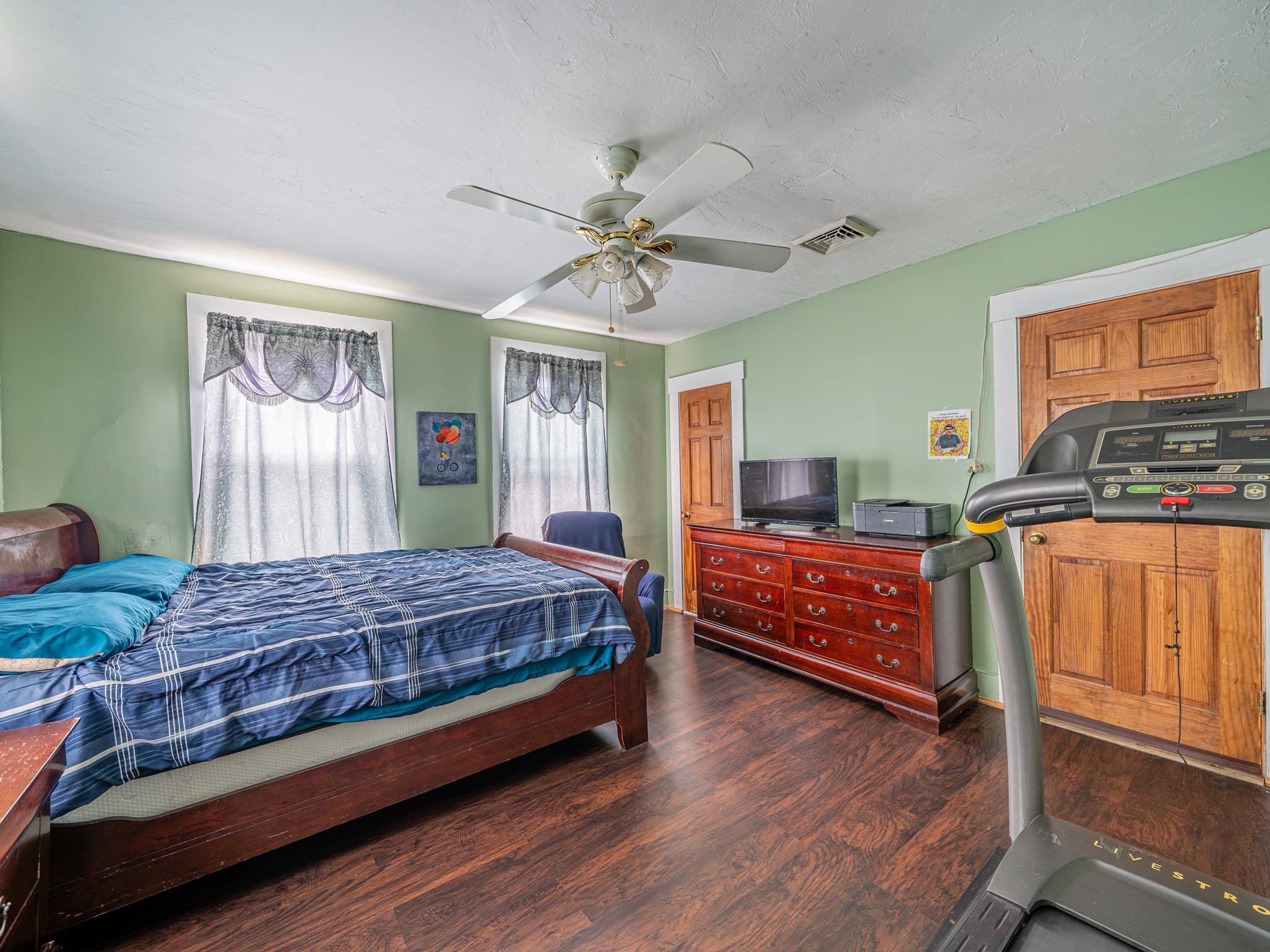 Single Family Residence at 20 Boutelle St, Fitchburg MA 01420, Fitchburg, photo 16 of 39