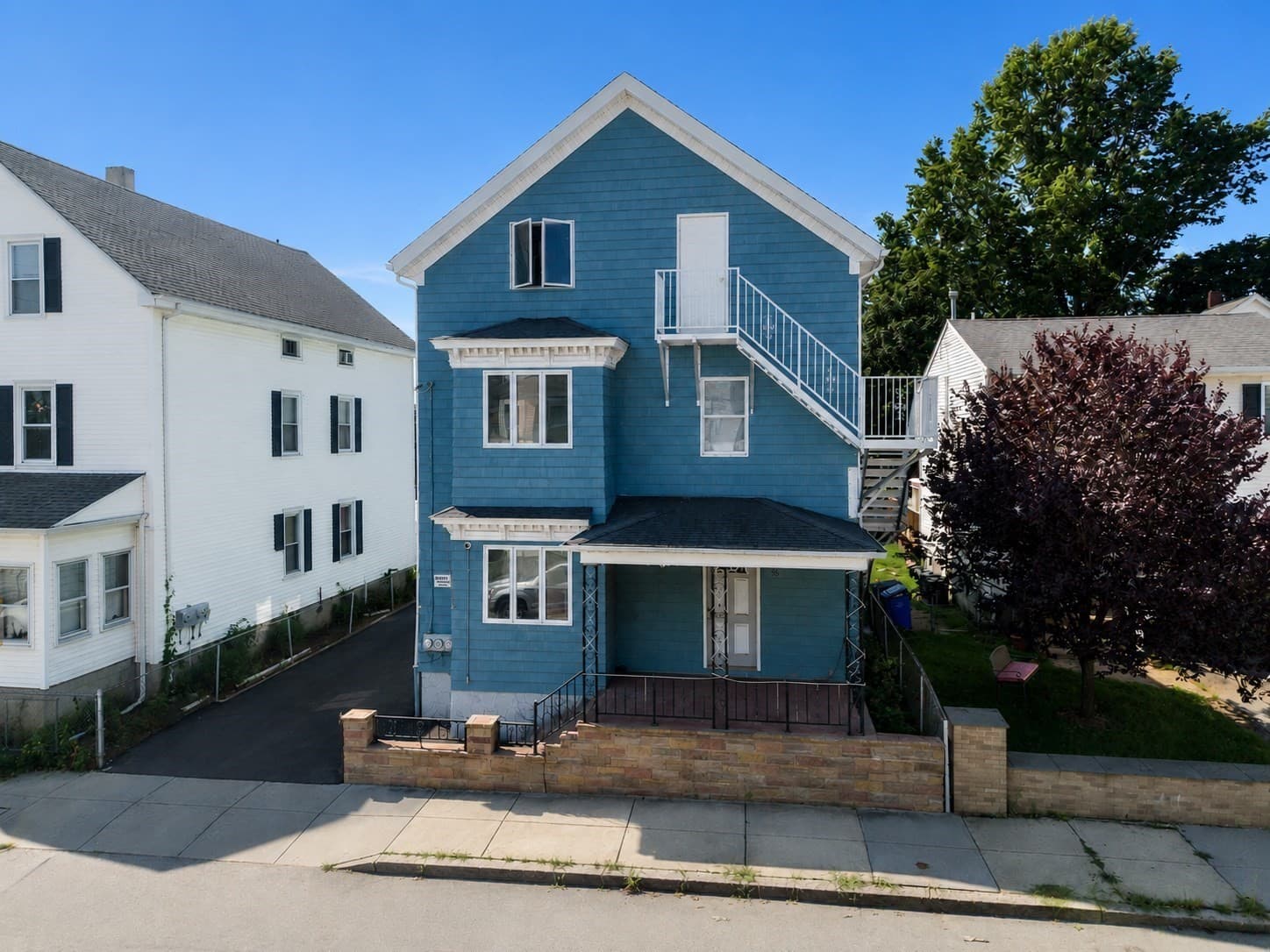 93-95 Buffinton St, Fall River MA 02721
