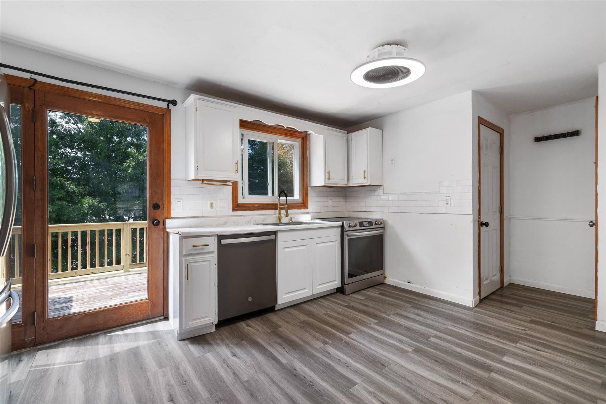 Single Family Residence at 15 Gibbs  St # G, Worcester MA 01607, Worcester, photo 3 of 22