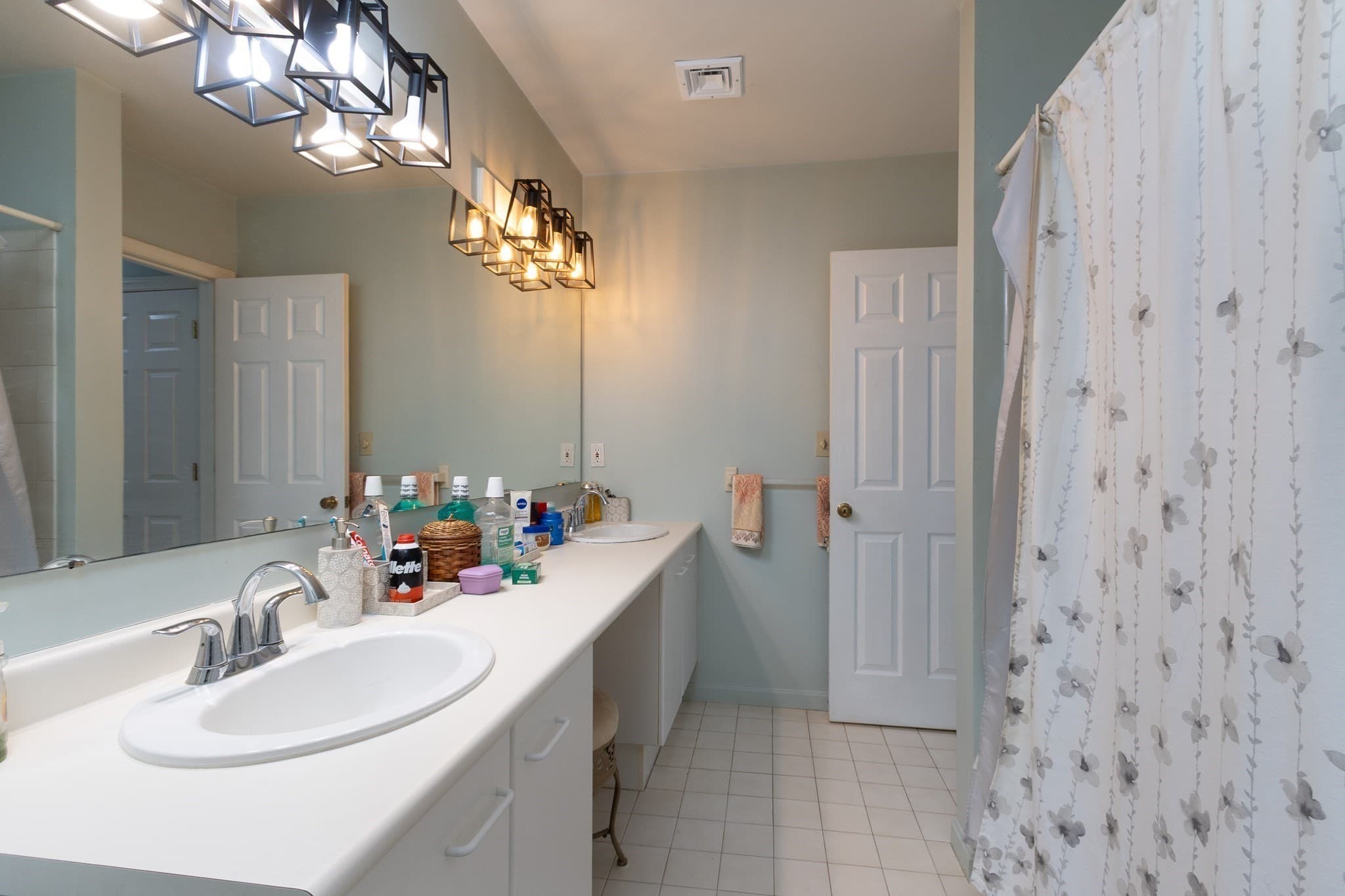 Condominium at 770 Salisbury Street # 511, Worcester MA 01609, Worcester, photo 13 of 32
