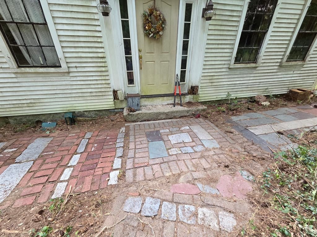 Single Family Residence at 425 Main St, Marshfield MA 02050, Marshfield, photo 2 of 25
