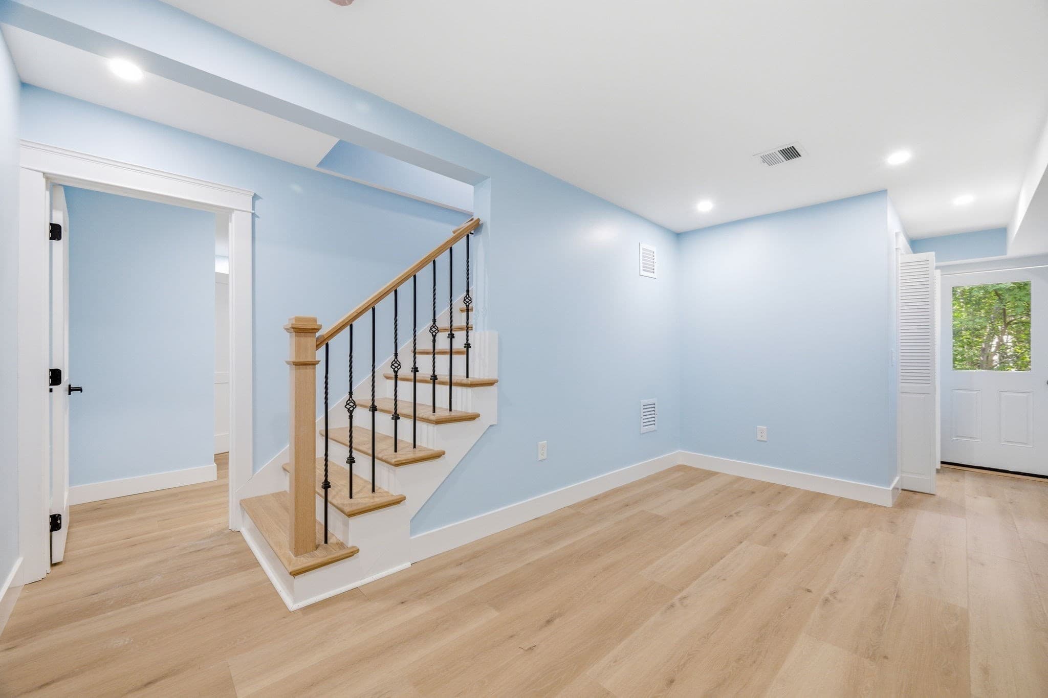 Single Family Residence at 154 Birch St, Braintree MA 02184, Braintree, photo 31 of 42