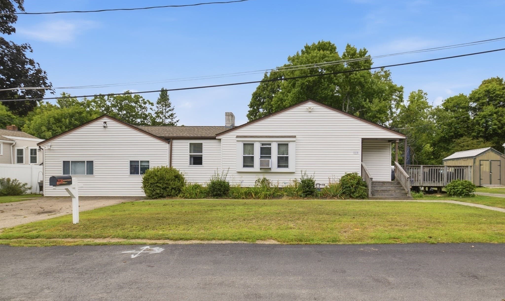 Single Family Residence at 1075 W Elm St Extension, Brockton MA 02301, Brockton, photo 2 of 41