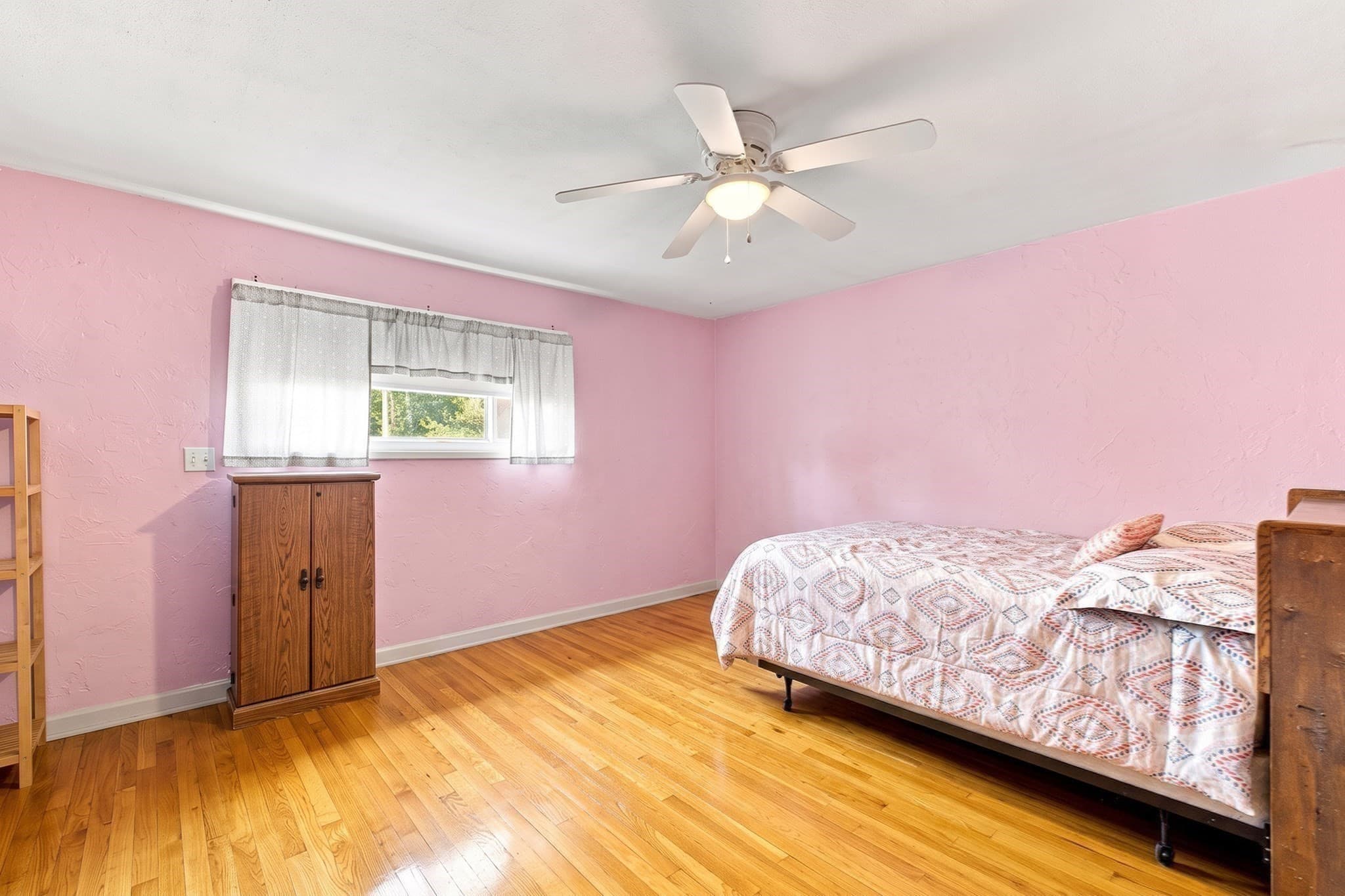 Single Family Residence at 1075 W Elm St Extension, Brockton MA 02301, Brockton, photo 16 of 41