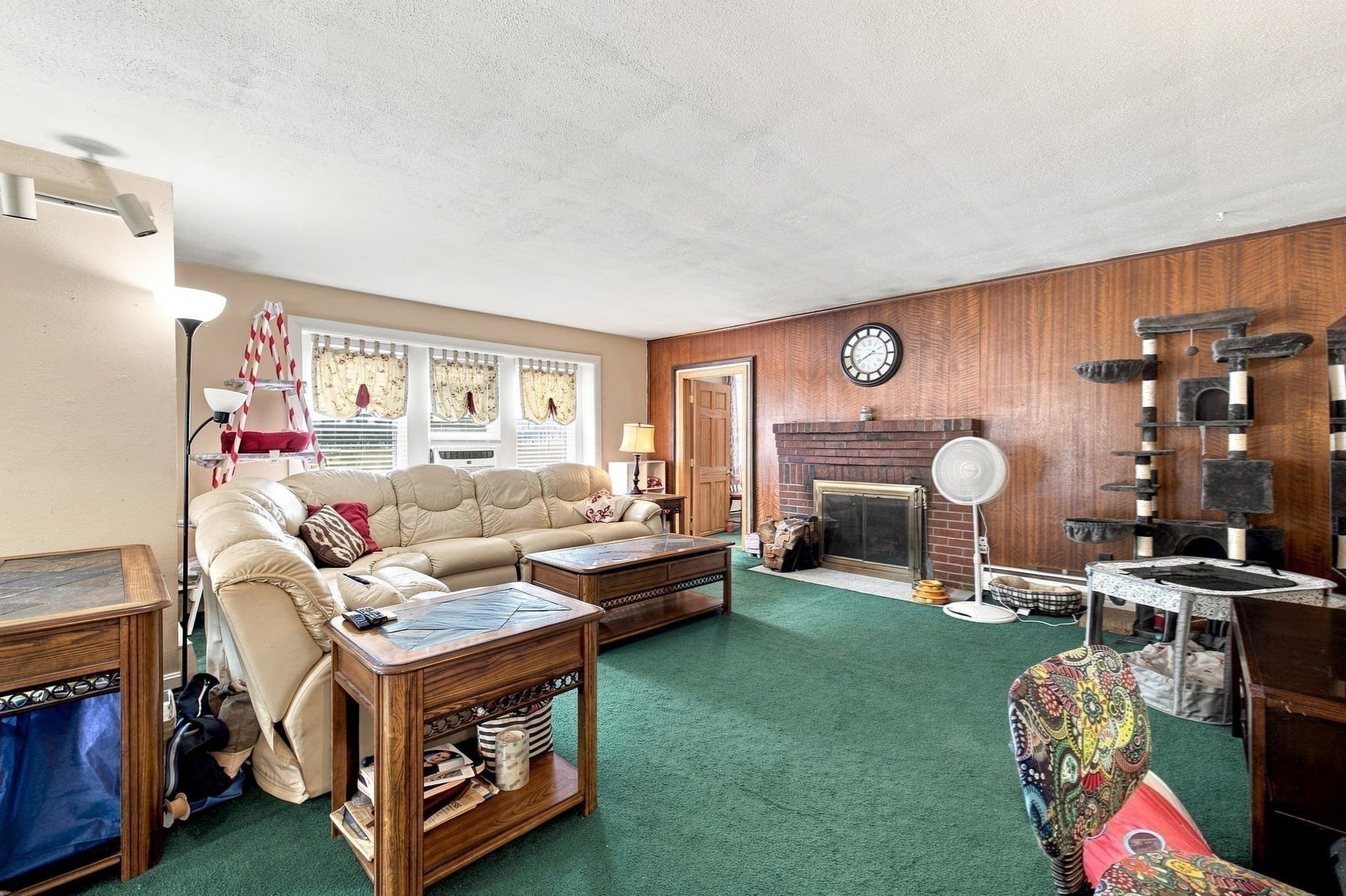 Single Family Residence at 1075 W Elm St Extension, Brockton MA 02301, Brockton, photo 14 of 41