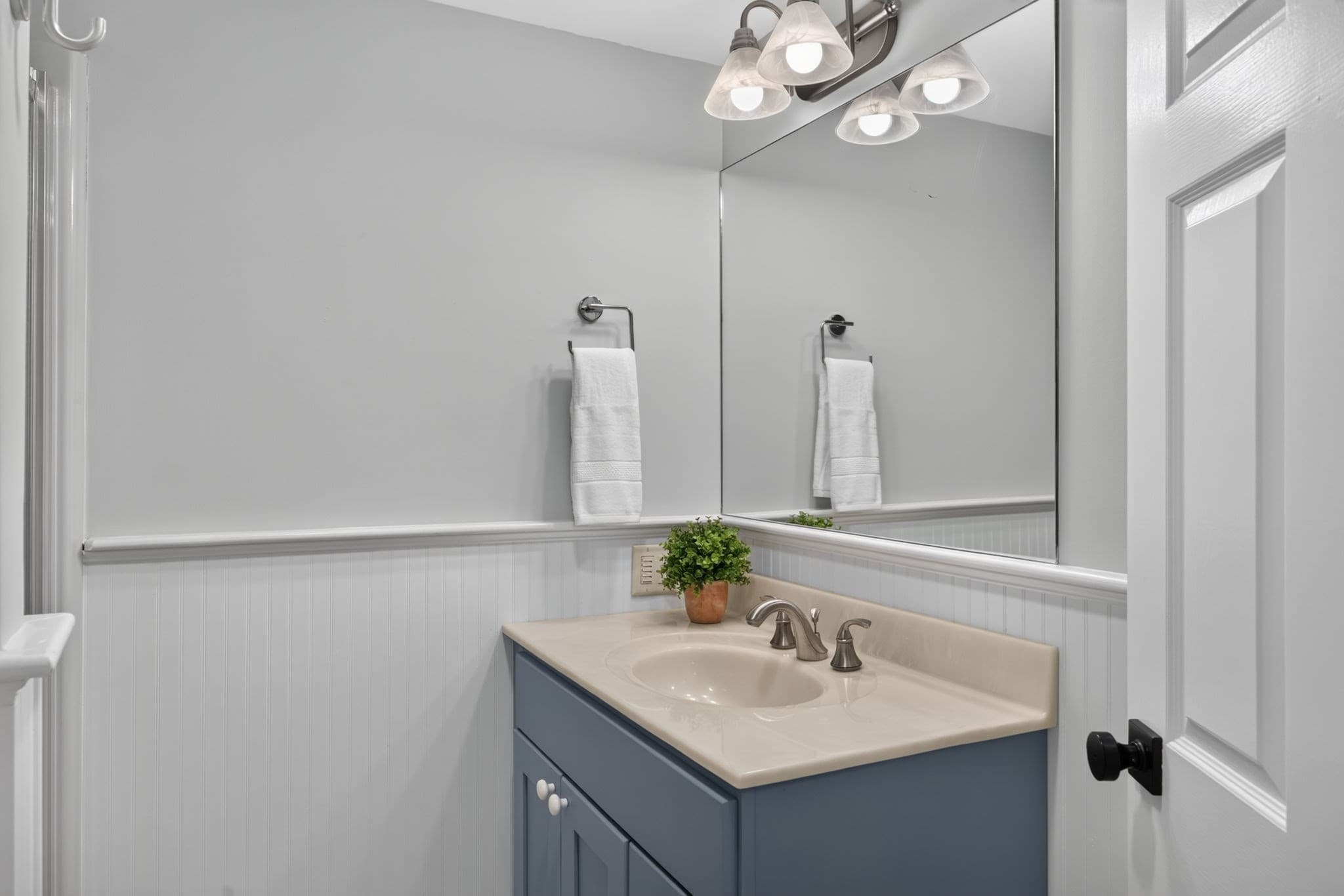 Single Family Residence at 91 Greenland Circle, Dennis MA 02641, Dennis, photo 14 of 41