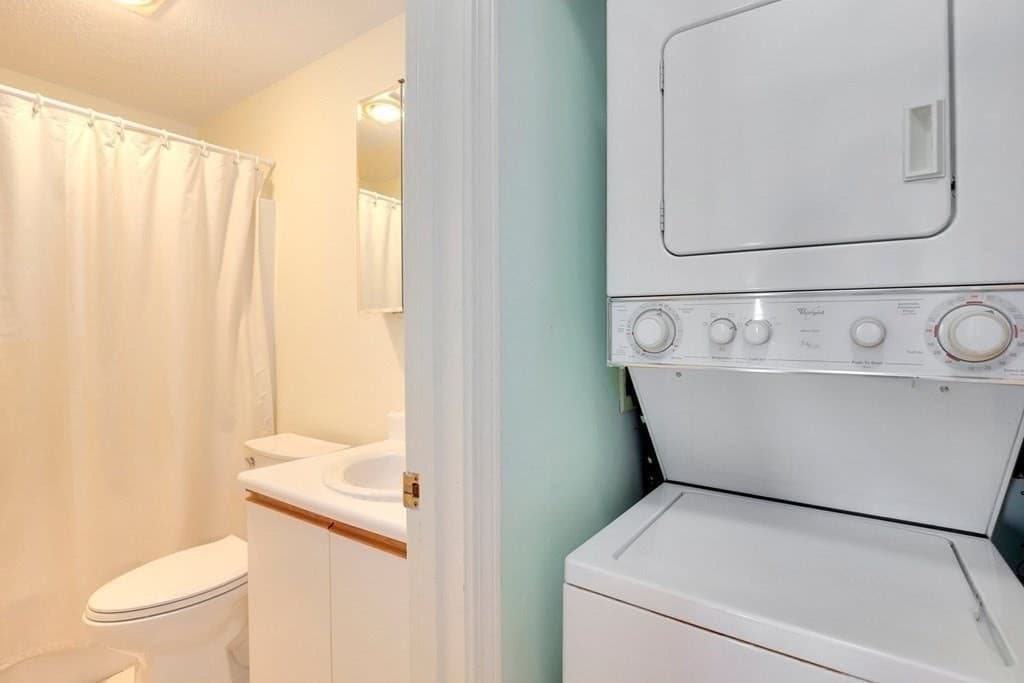 Condominium at 3920 Mystic Valley Pkwy # 410, Medford MA 02155, Medford, photo 11 of 24