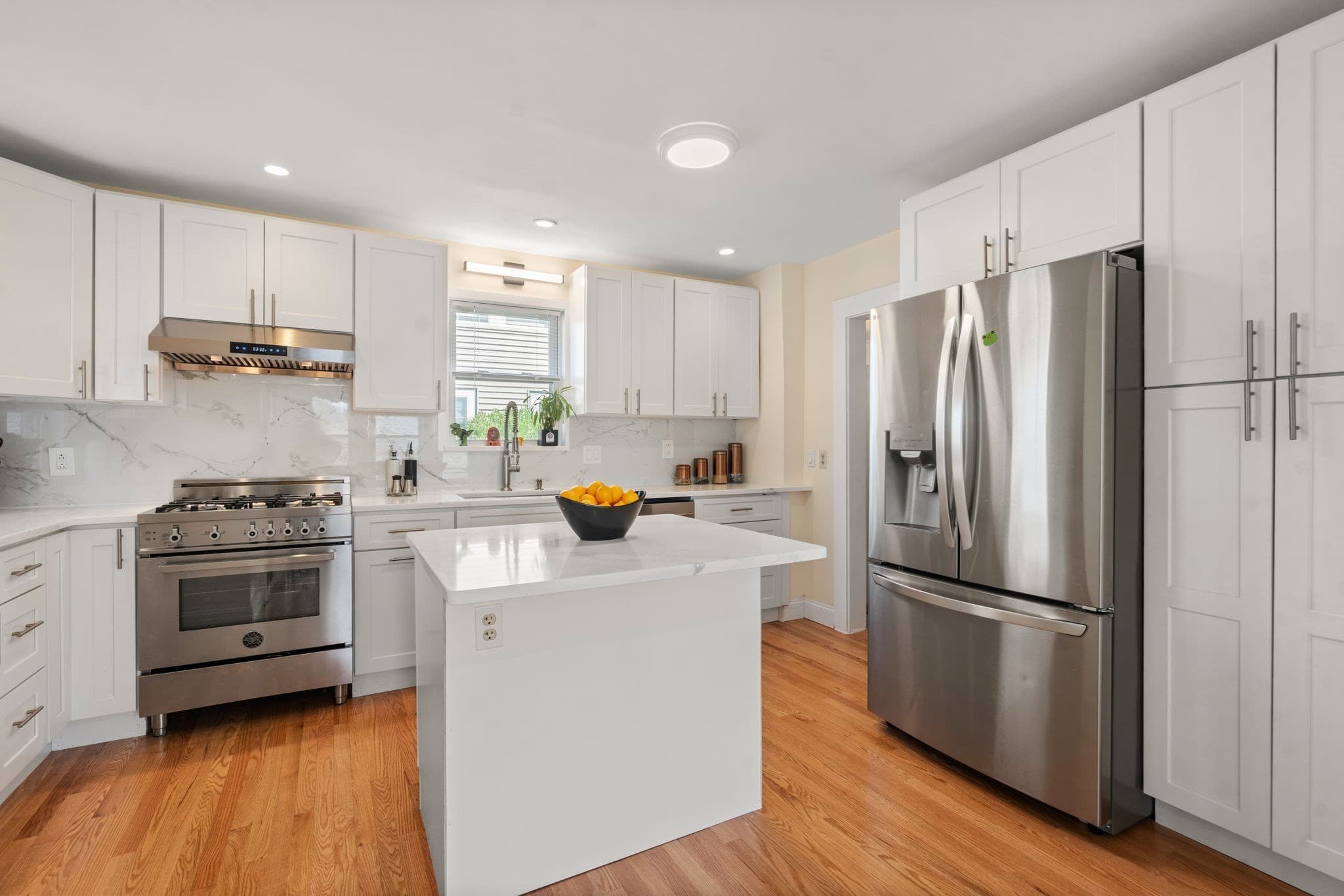 Single Family Residence at 12 Ross St, Medford MA 02155, Medford, photo 6 of 18