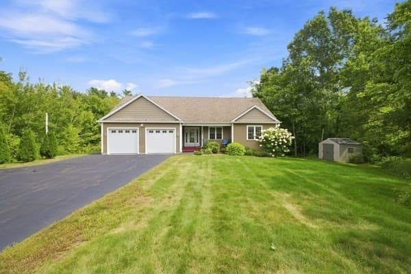 Single Family Residence at 273 Maple Ave, Rutland MA 01543, Rutland, photo 2 of 42