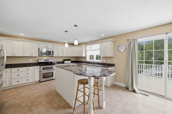 Single Family Residence at 273 Maple Ave, Rutland MA 01543, Rutland, photo 13 of 42