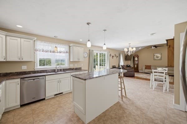 Single Family Residence at 273 Maple Ave, Rutland MA 01543, Rutland, photo 14 of 42