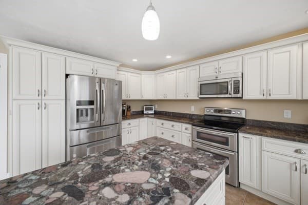 Single Family Residence at 273 Maple Ave, Rutland MA 01543, Rutland, photo 11 of 42