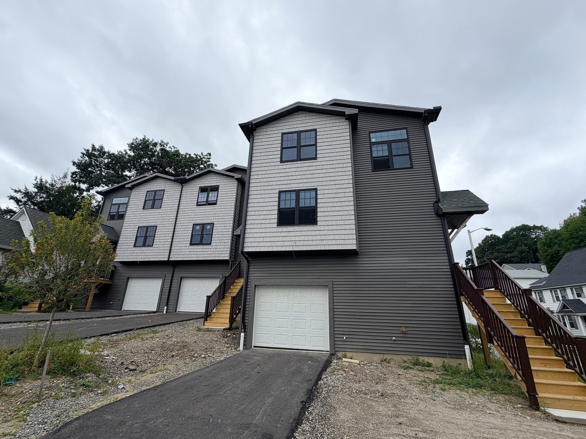 630 Grafton St, Worcester MA 01604