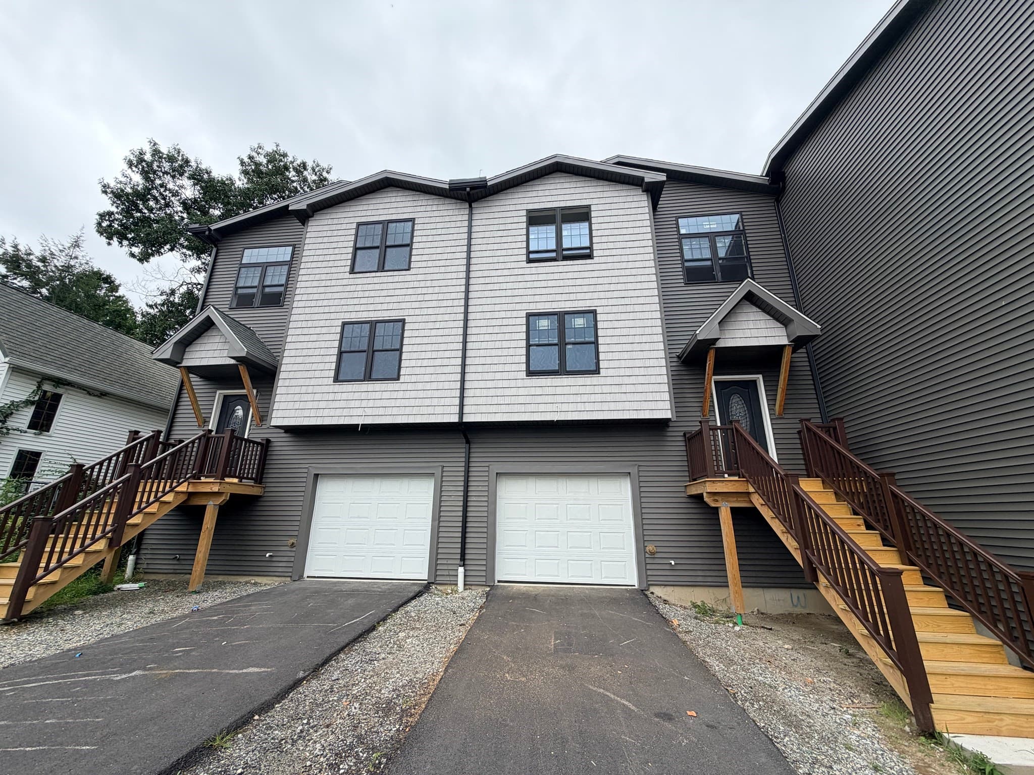 52 Warner Ave, Worcester MA 01604