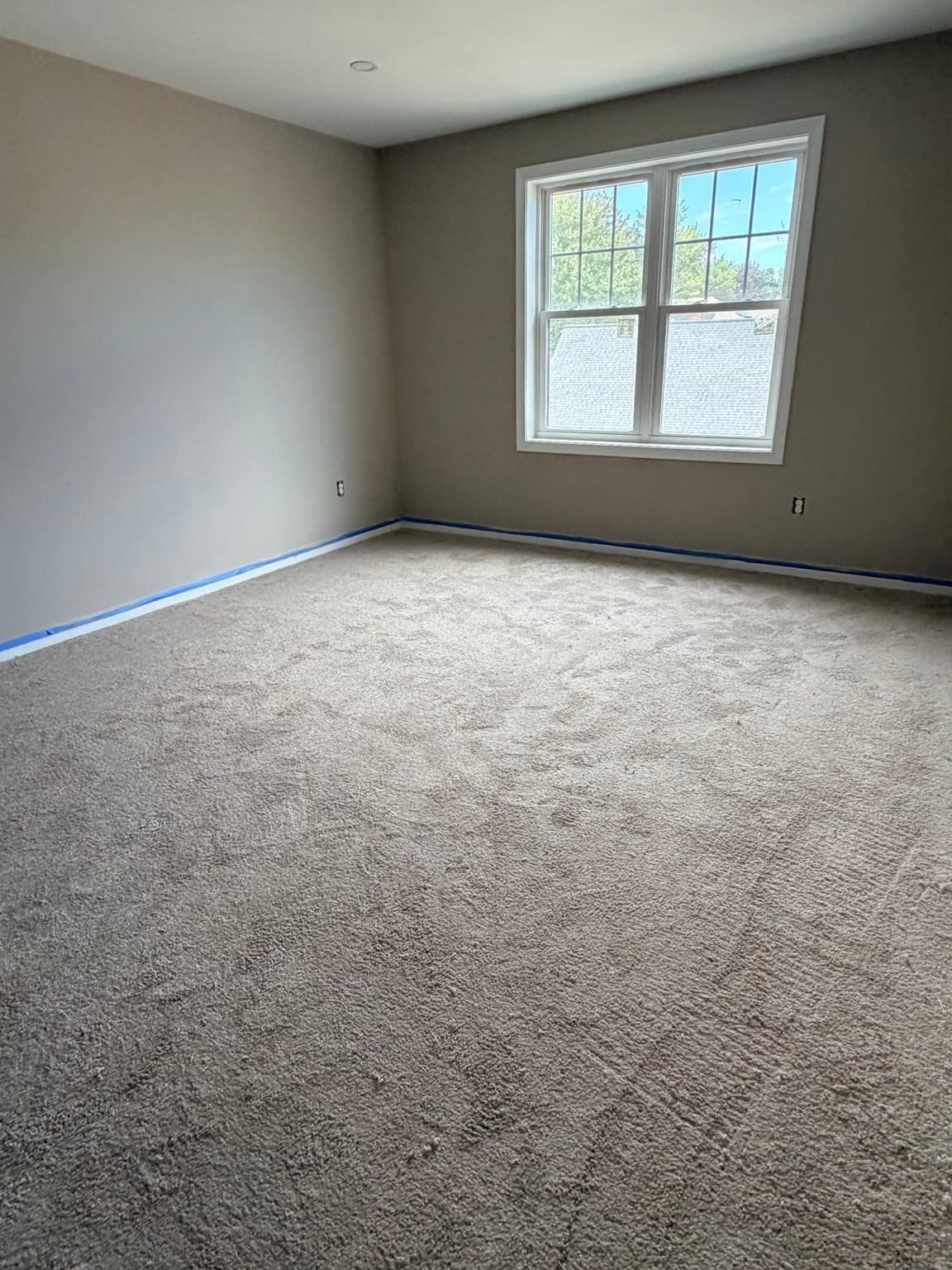 Single Family Residence at 52 Warner Ave, Worcester MA 01604, Worcester, photo 9 of 13