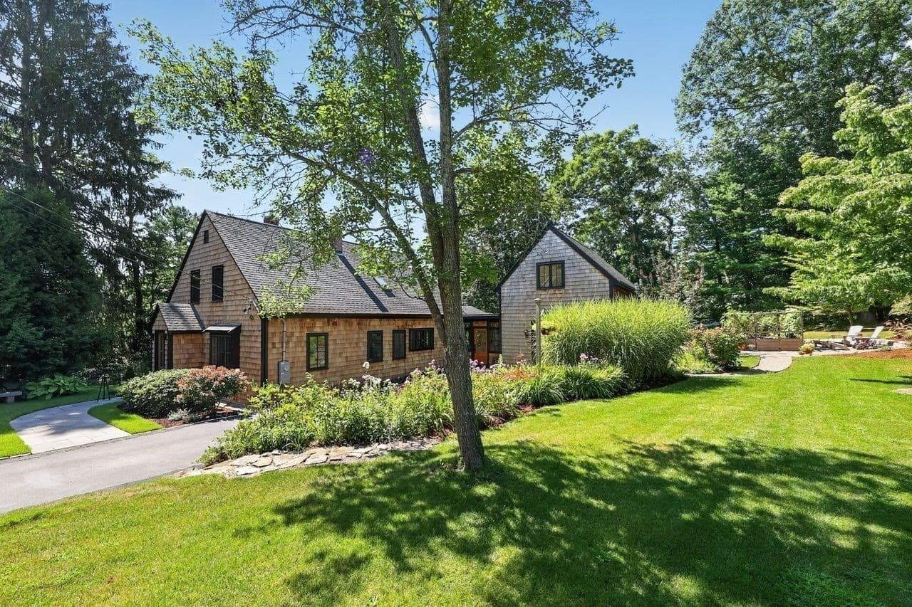 Single Family Residence at 51 Tiffany Road, Norwell MA 02061, Norwell, photo 32 of 41