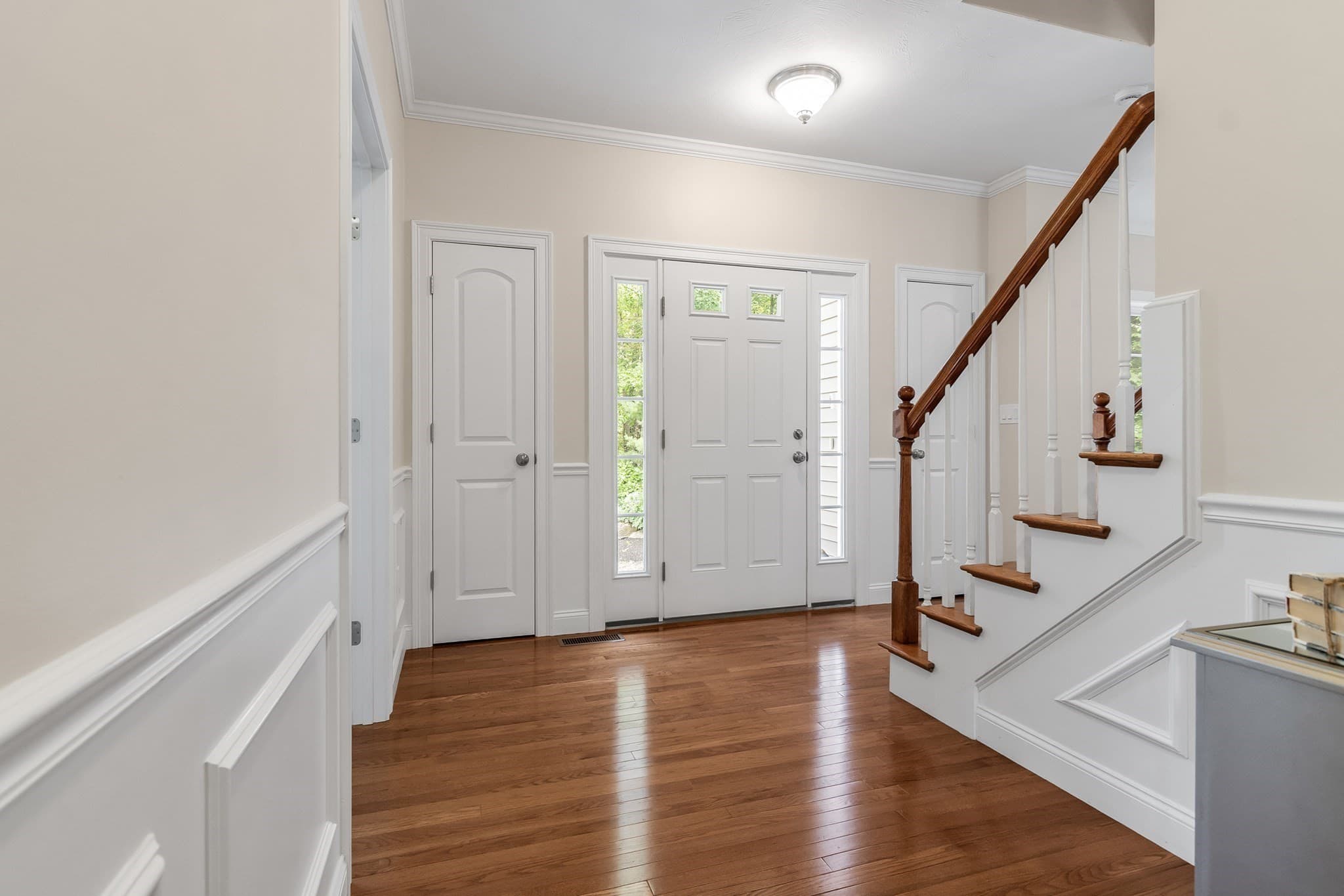 Single Family Residence at 3 Ava Ln, Tyngsborough MA 01879, Tyngsborough, photo 5 of 41