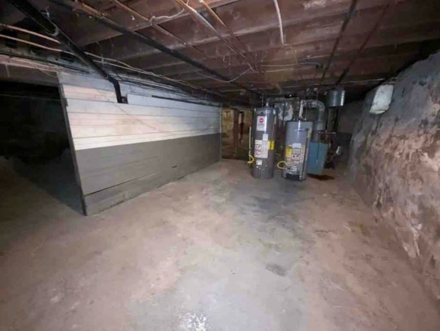 3 Family at 9-1/2 Bourne St, Worcester MA 01606, Worcester, photo 42 of 42