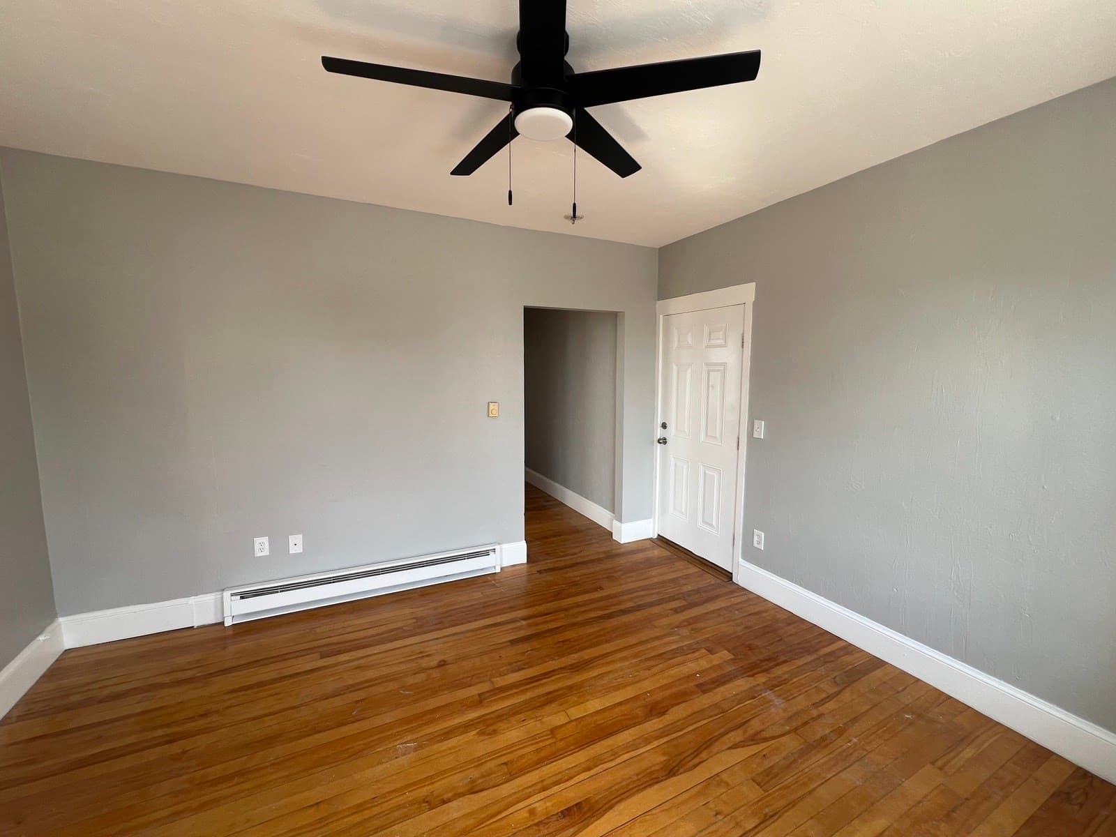3 Family at 9-1/2 Bourne St, Worcester MA 01606, Worcester, photo 30 of 42