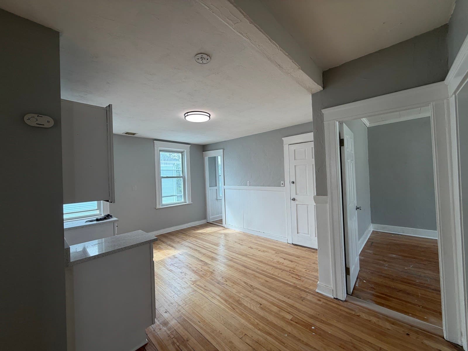 3 Family at 9-1/2 Bourne St, Worcester MA 01606, Worcester, photo 34 of 42