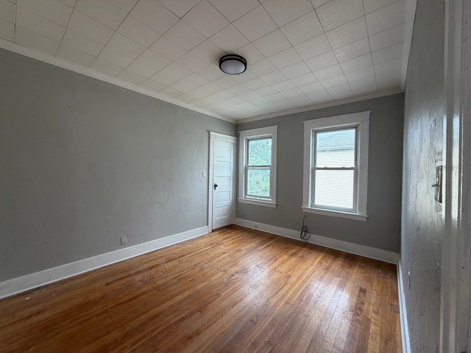 3 Family at 9-1/2 Bourne St, Worcester MA 01606, Worcester, photo 38 of 42