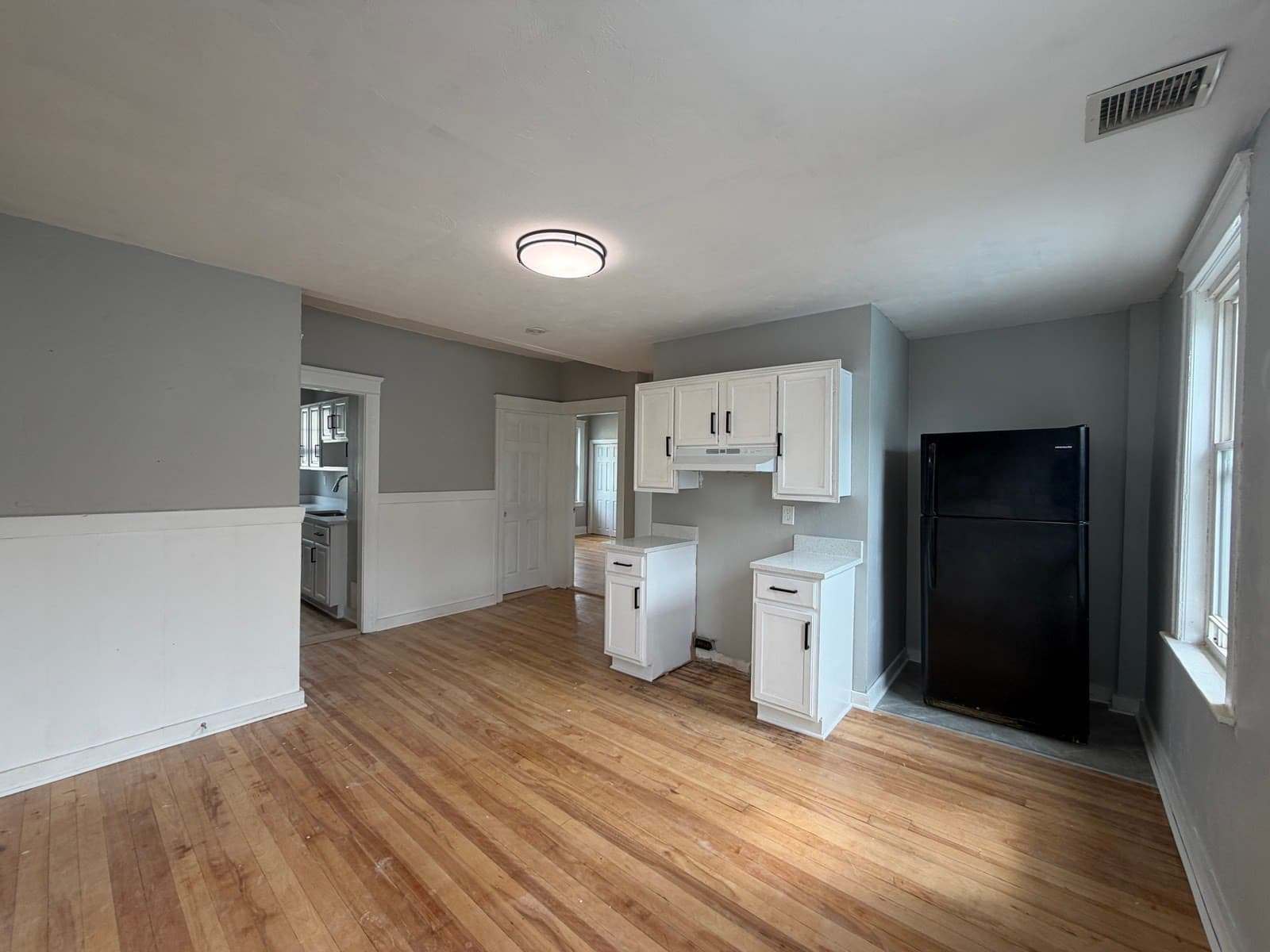 3 Family at 9-1/2 Bourne St, Worcester MA 01606, Worcester, photo 37 of 42