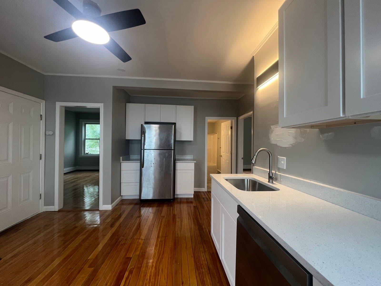 3 Family at 9-1/2 Bourne St, Worcester MA 01606, Worcester, photo 11 of 42