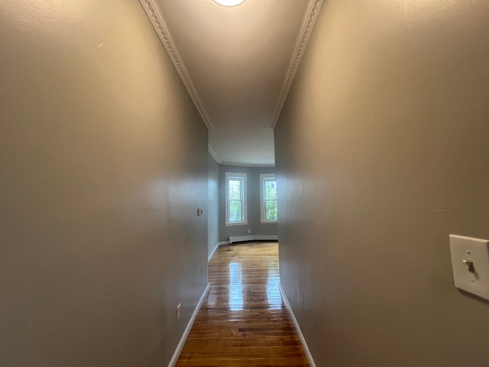 3 Family at 9-1/2 Bourne St, Worcester MA 01606, Worcester, photo 8 of 42