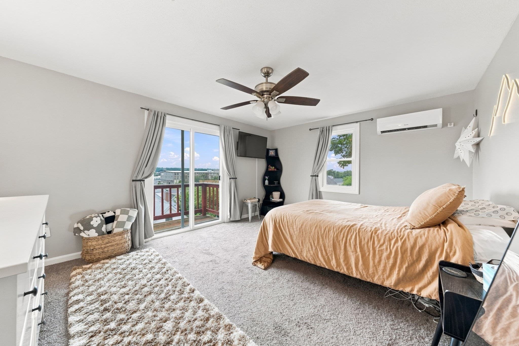 Condominium at 44 Danis St # C, Fall River MA 02720, Fall River, photo 12 of 30