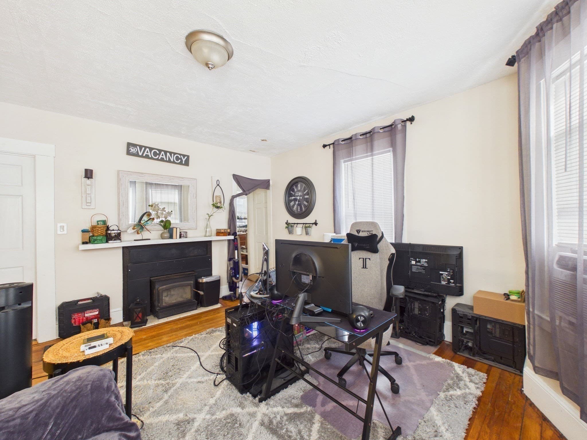 Multi Family at 126 Ash St, New Bedford MA 02740, New Bedford, photo 6 of 14