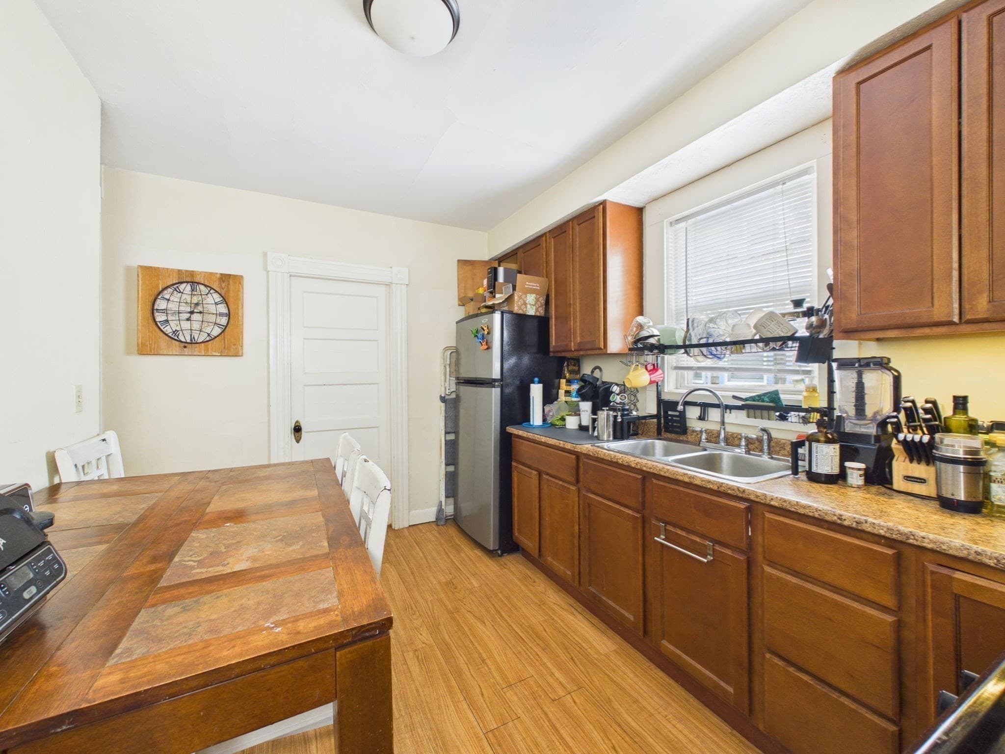 Multi Family at 126 Ash St, New Bedford MA 02740, New Bedford, photo 10 of 14